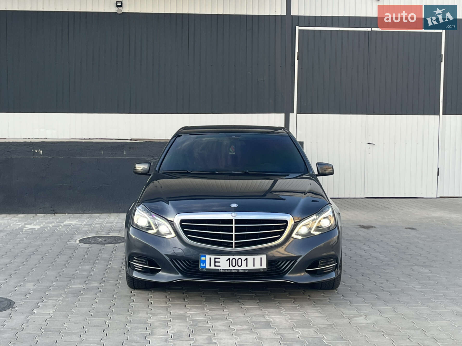 MERCEDES-BENZ E 200 CDI