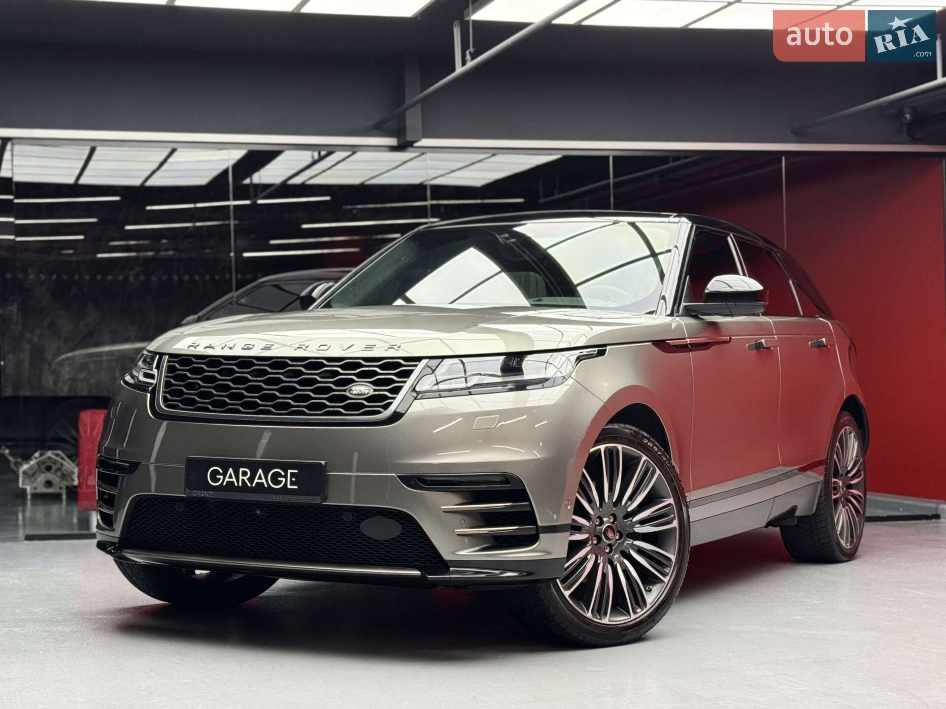 LAND ROVER RANGE ROVER VELAR