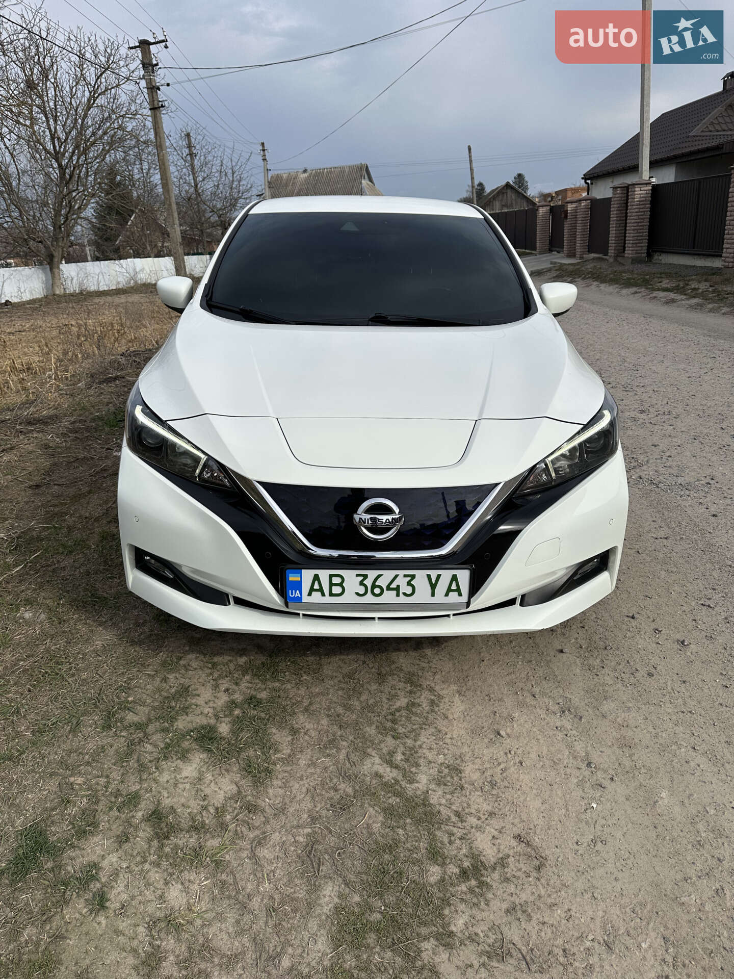 Головне фото звіту автомобіля NISSAN LEAF 2019