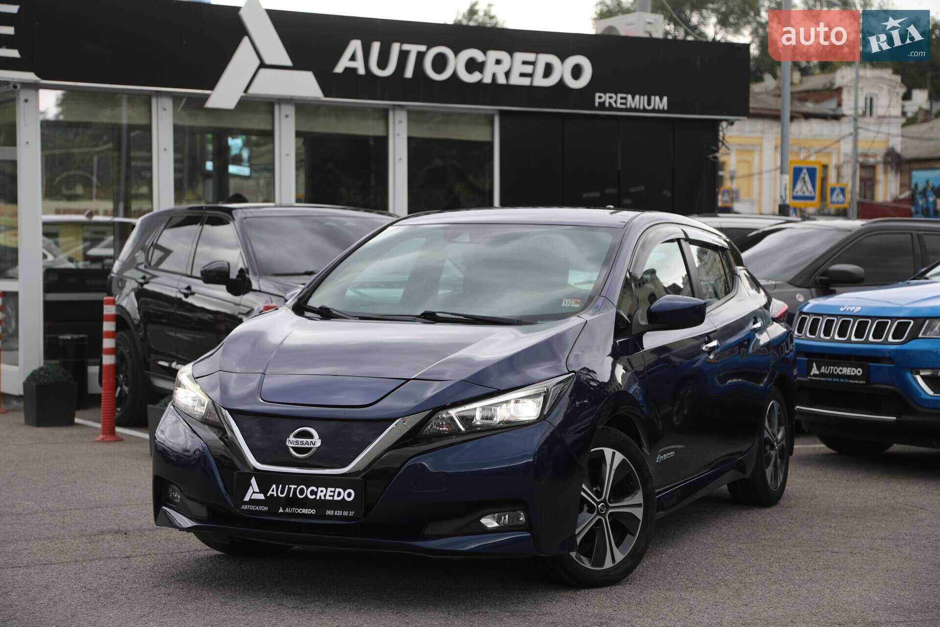 Головне фото звіту автомобіля NISSAN LEAF 2018