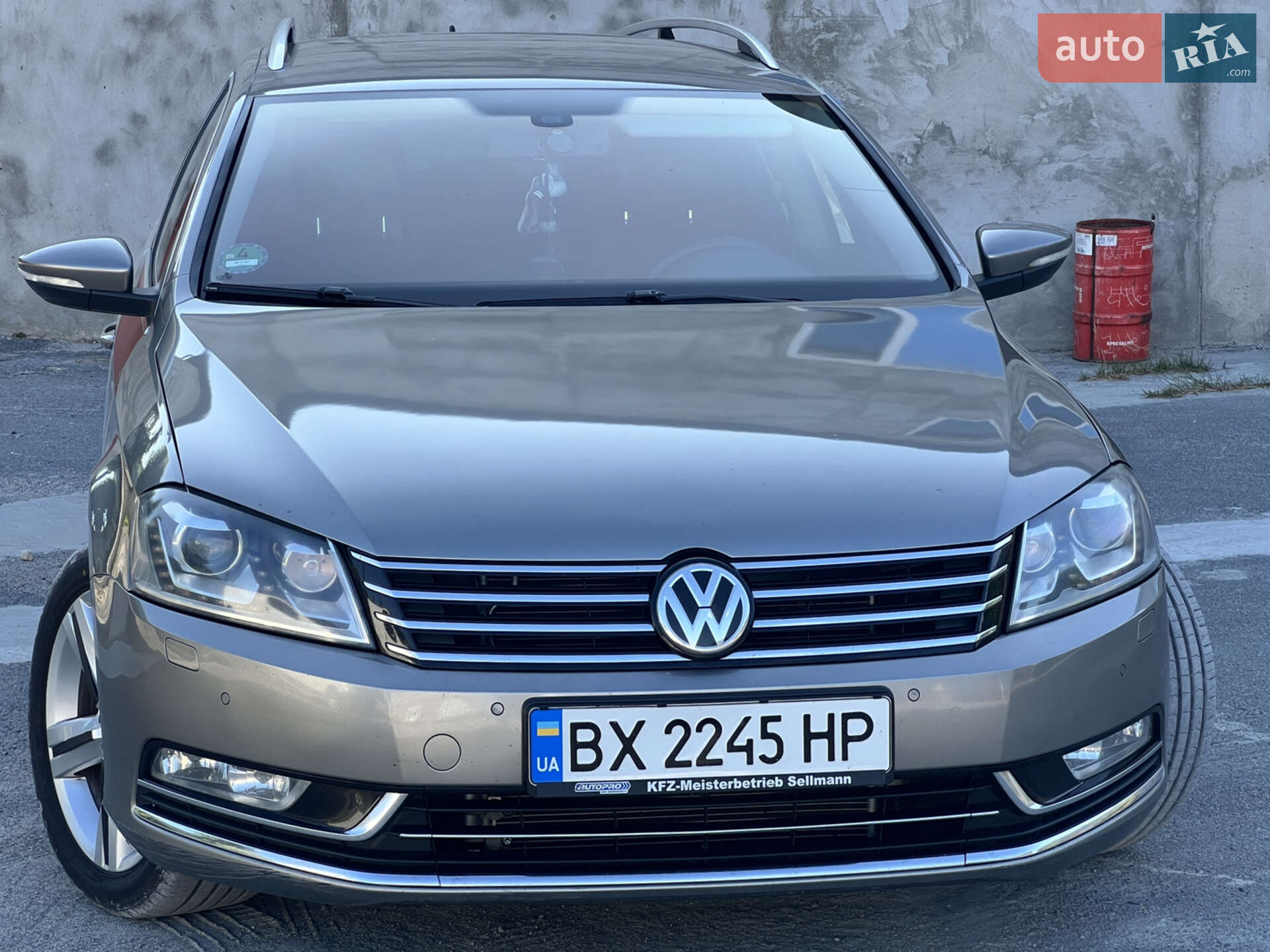 VOLKSWAGEN PASSAT 2012
