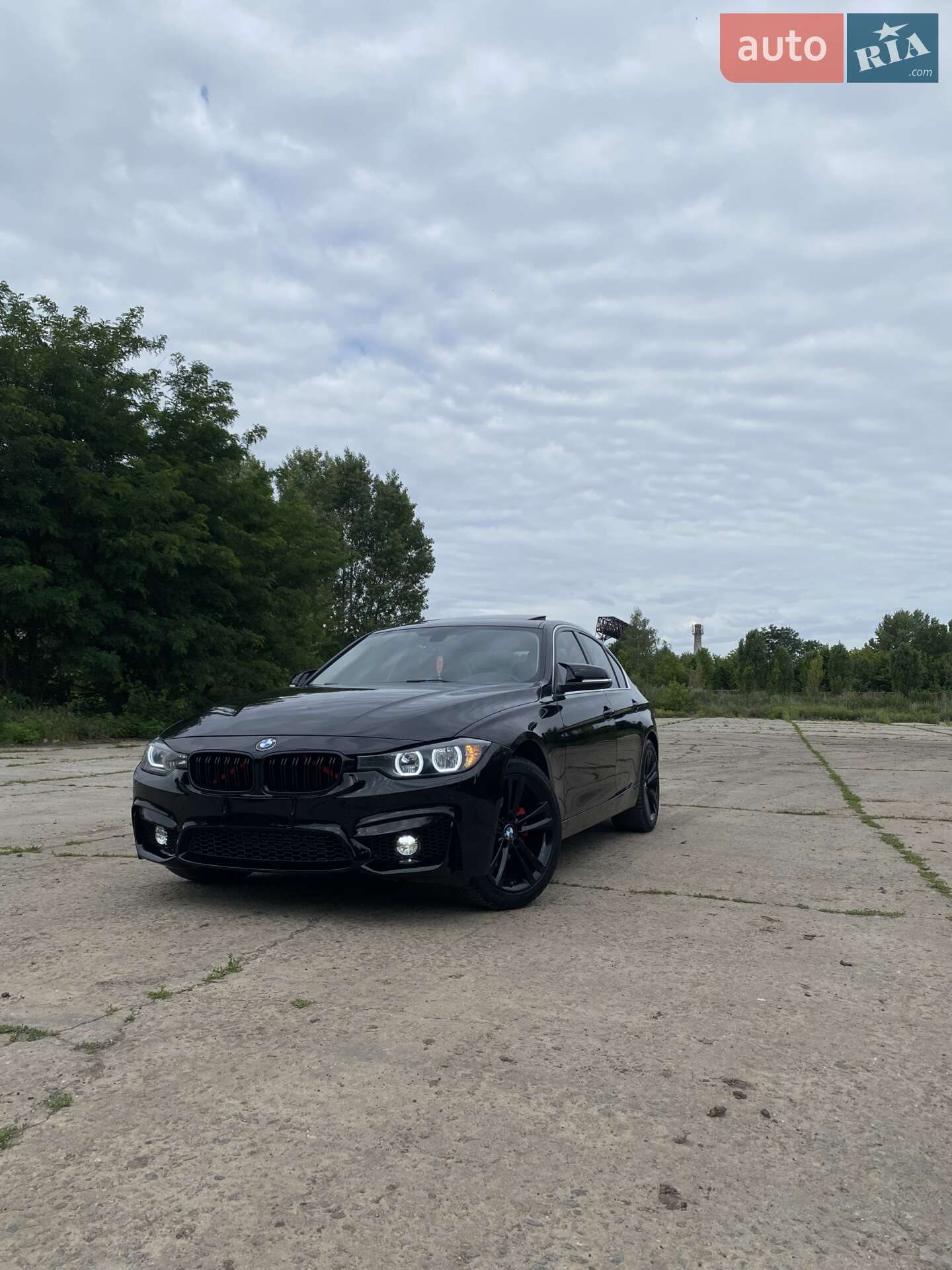 Головне фото звіту автомобіля BMW 328 2014