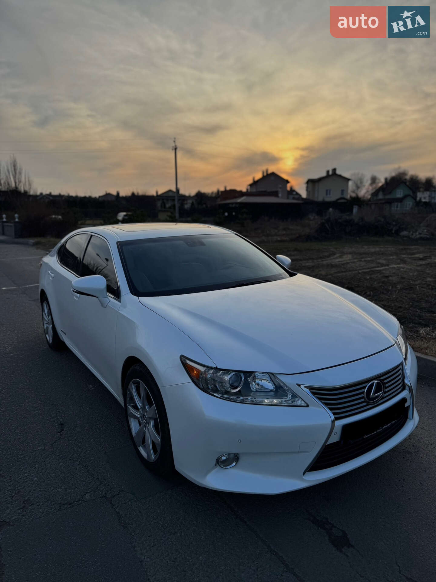 LEXUS ES 300H 2012