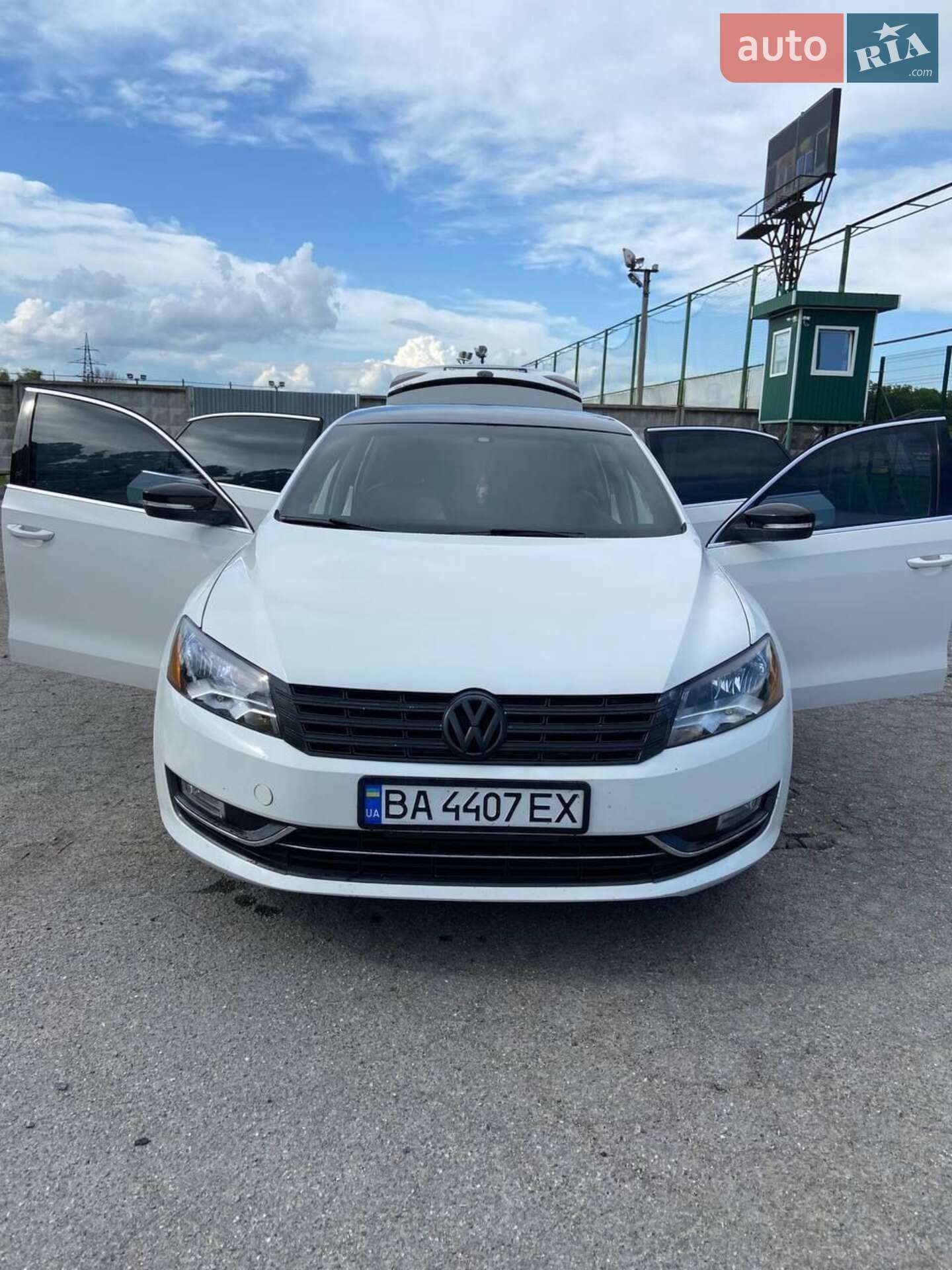 VOLKSWAGEN PASSAT 2015
