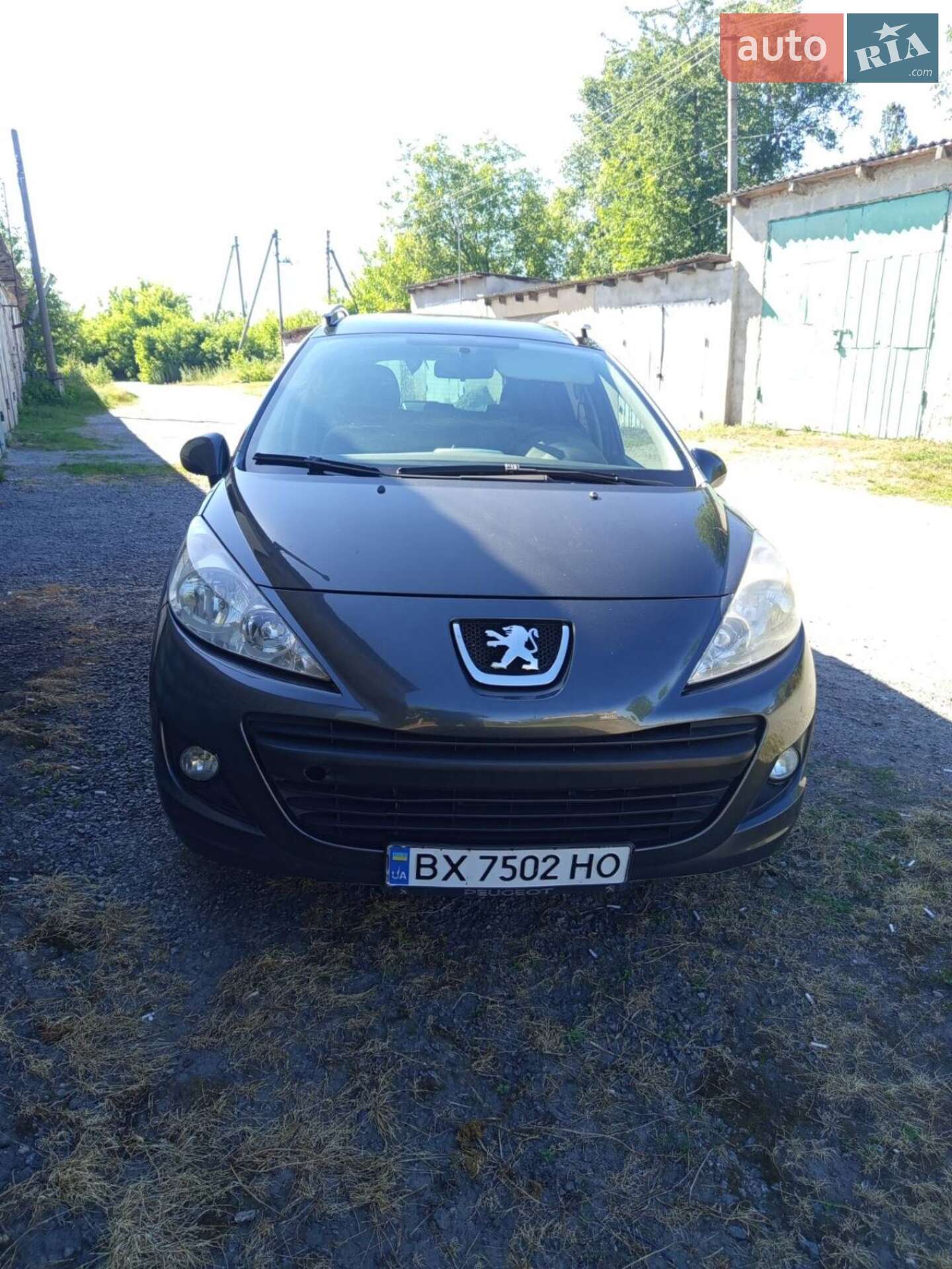 PEUGEOT 207 2009