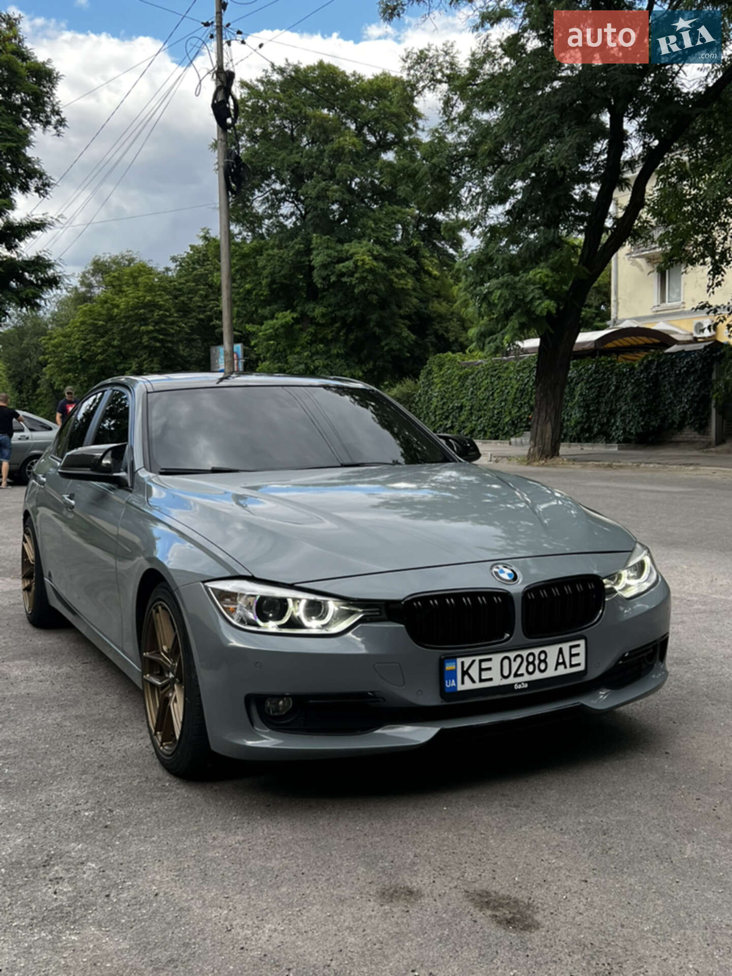 BMW 328I
