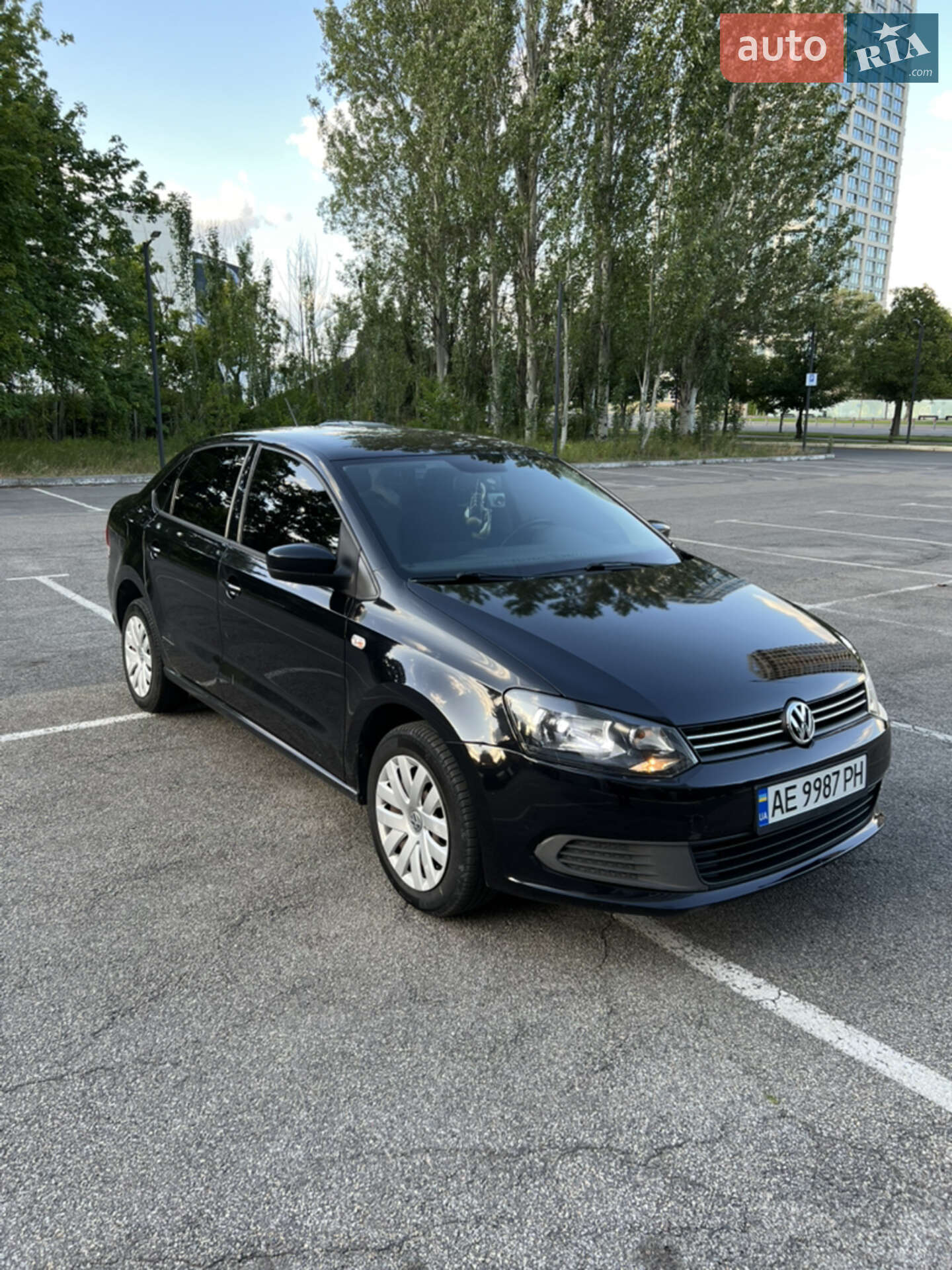 VOLKSWAGEN POLO 2014
