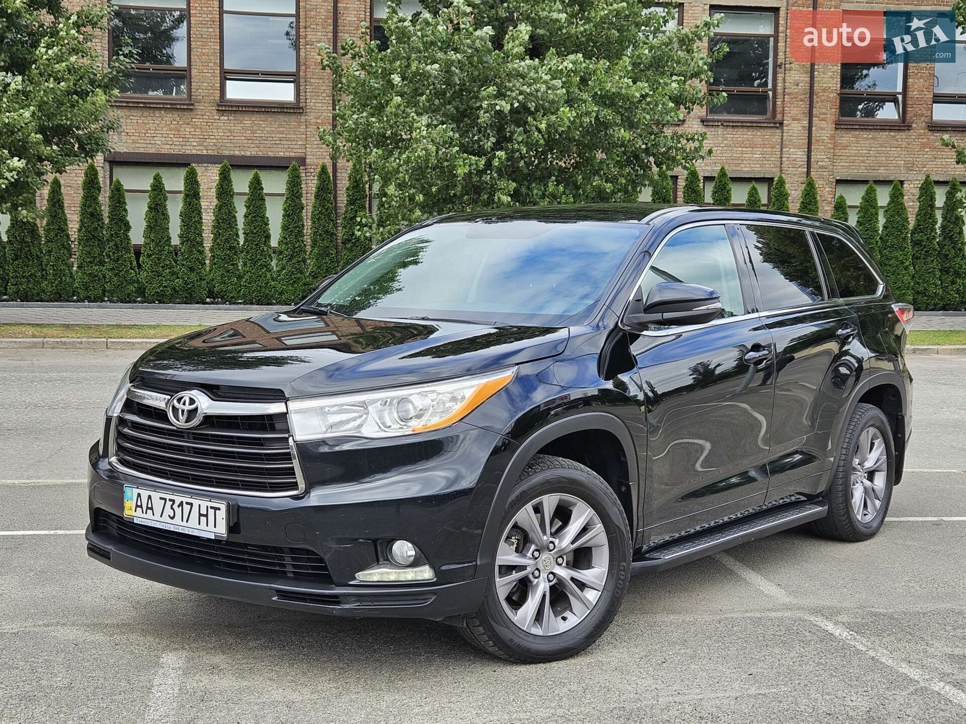 TOYOTA HIGHLANDER 2014