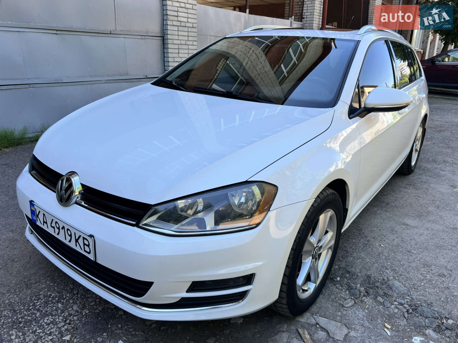 VOLKSWAGEN GOLF 2015