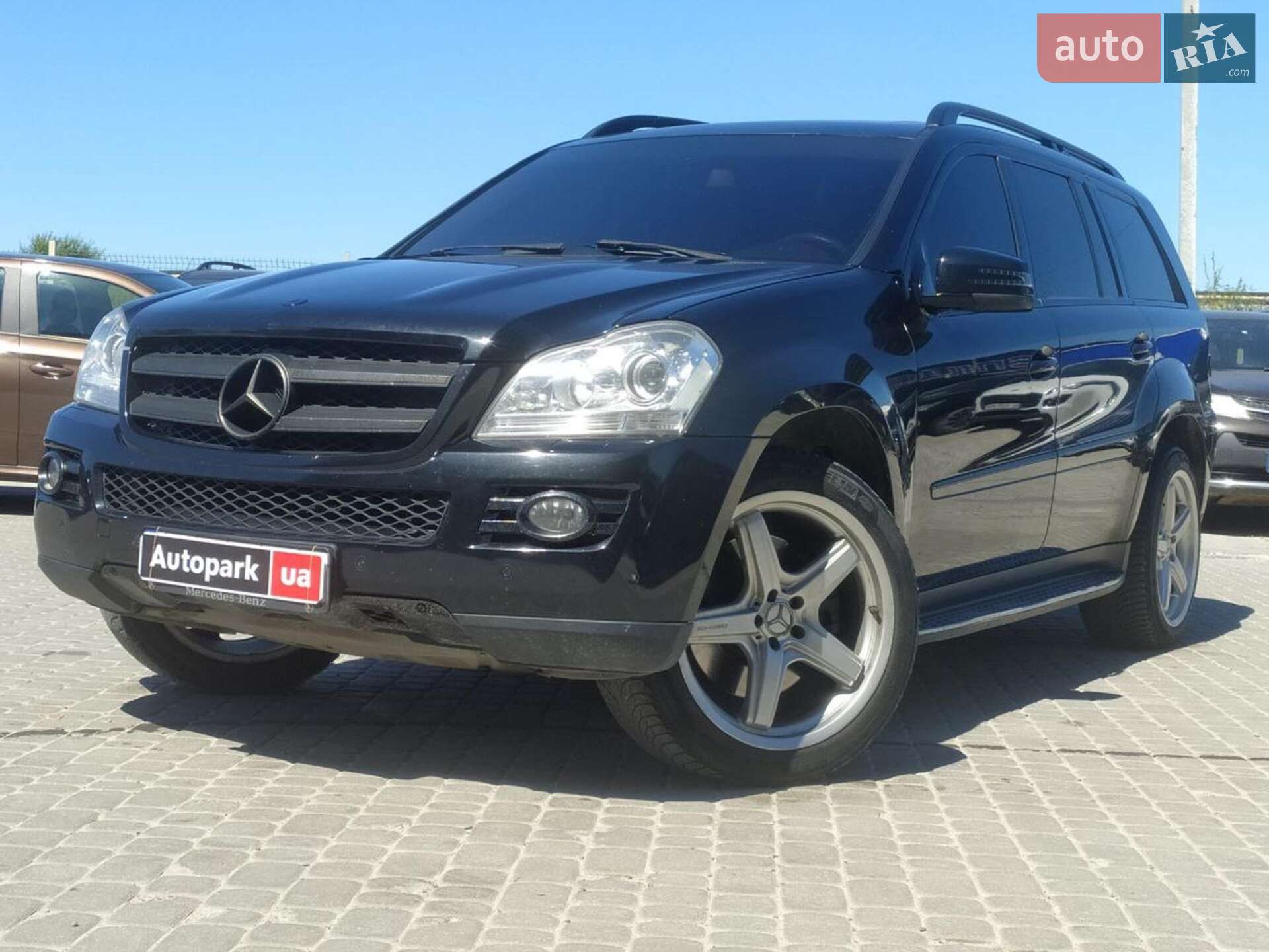 MERCEDES-BENZ GL 500