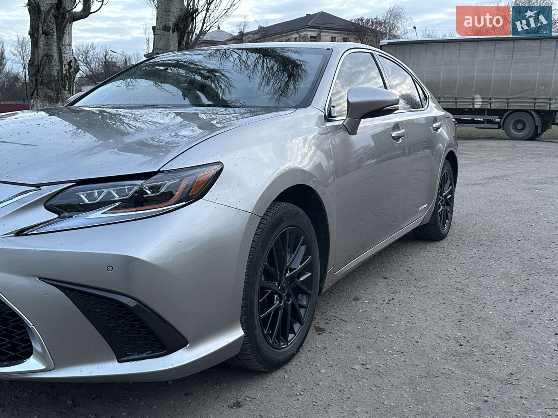 LEXUS ES 300H 2015