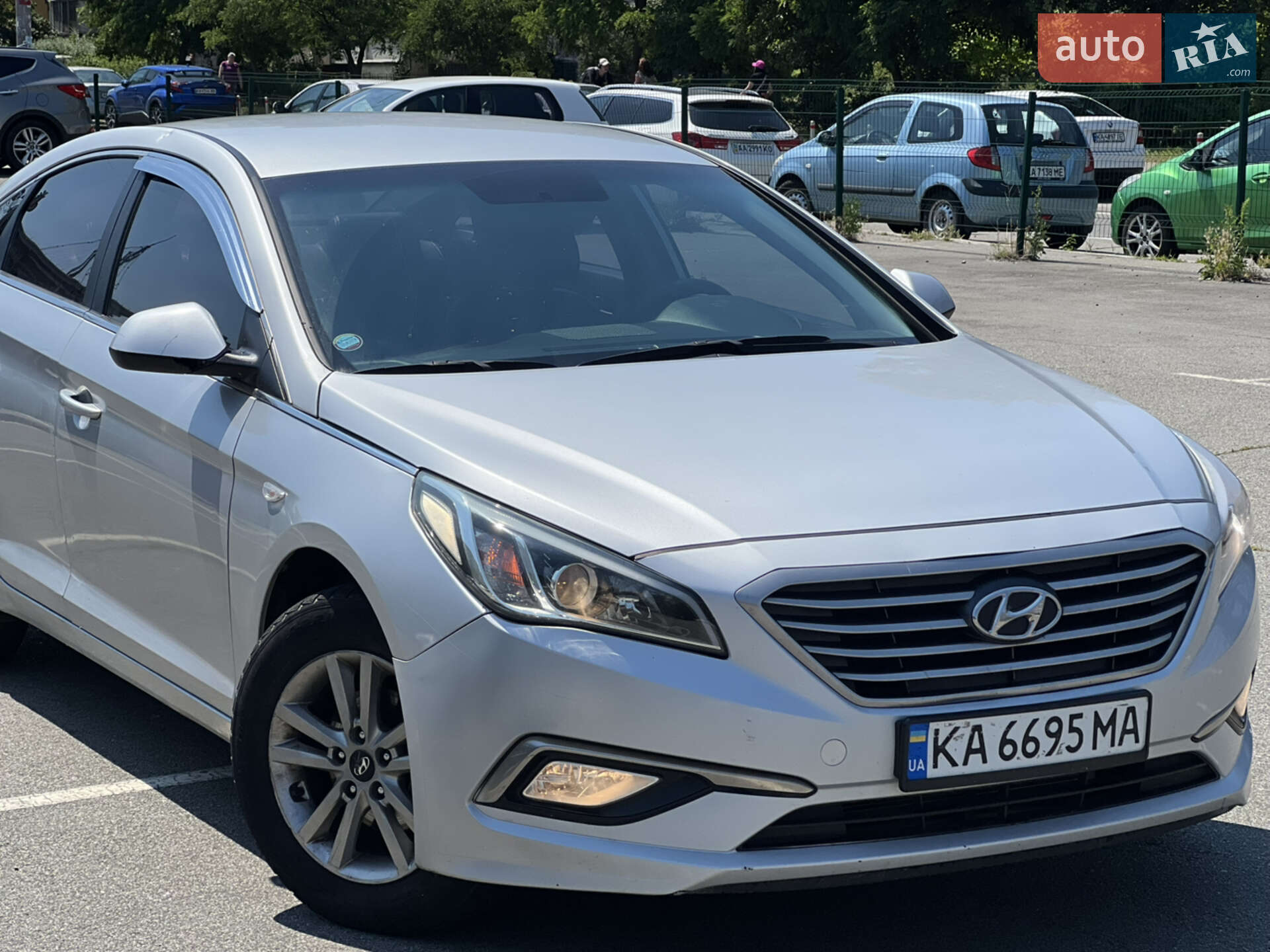 Головне фото звіту автомобіля HYUNDAI SONATA 2014