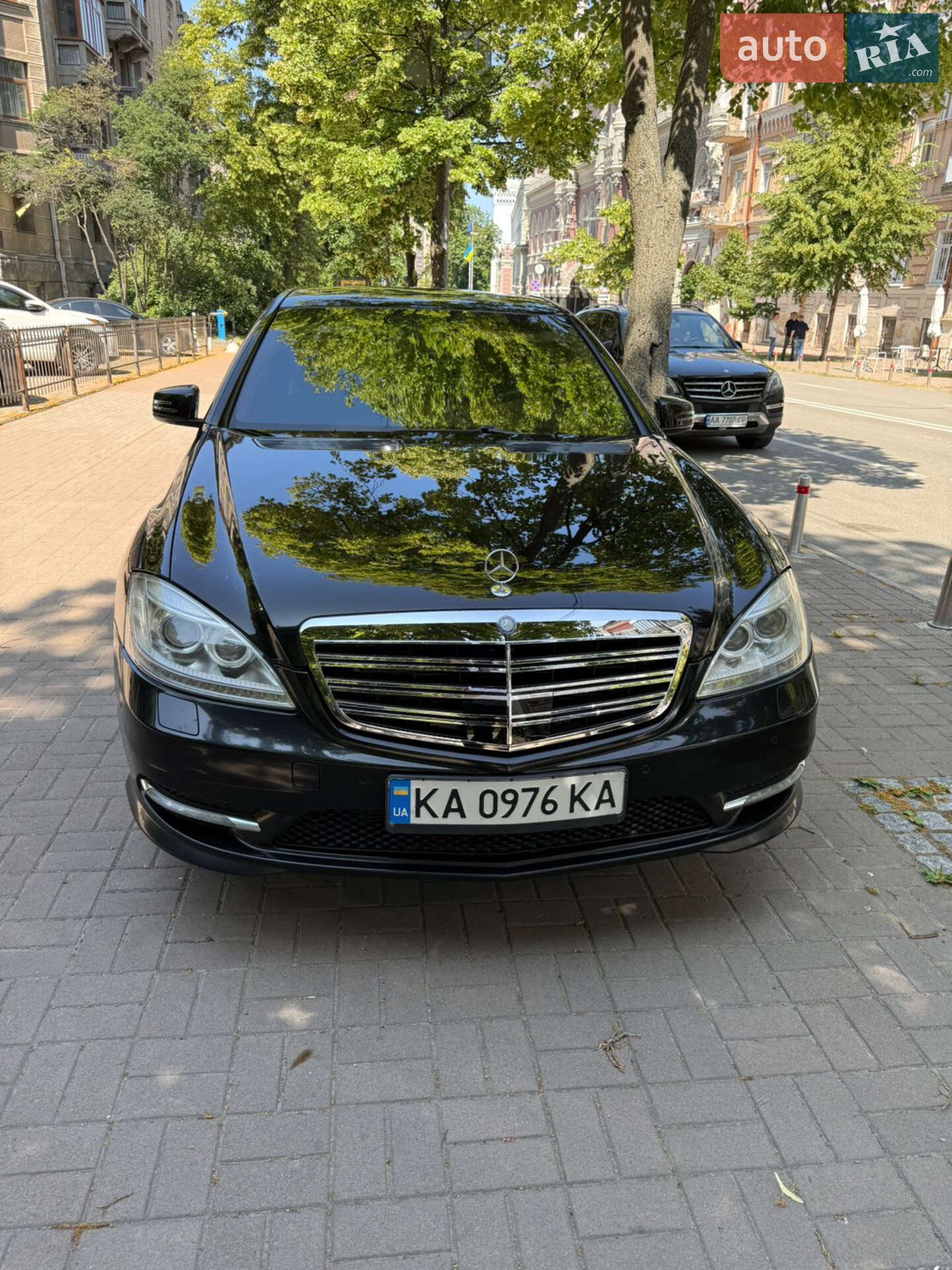 MERCEDES-BENZ S 500 2011