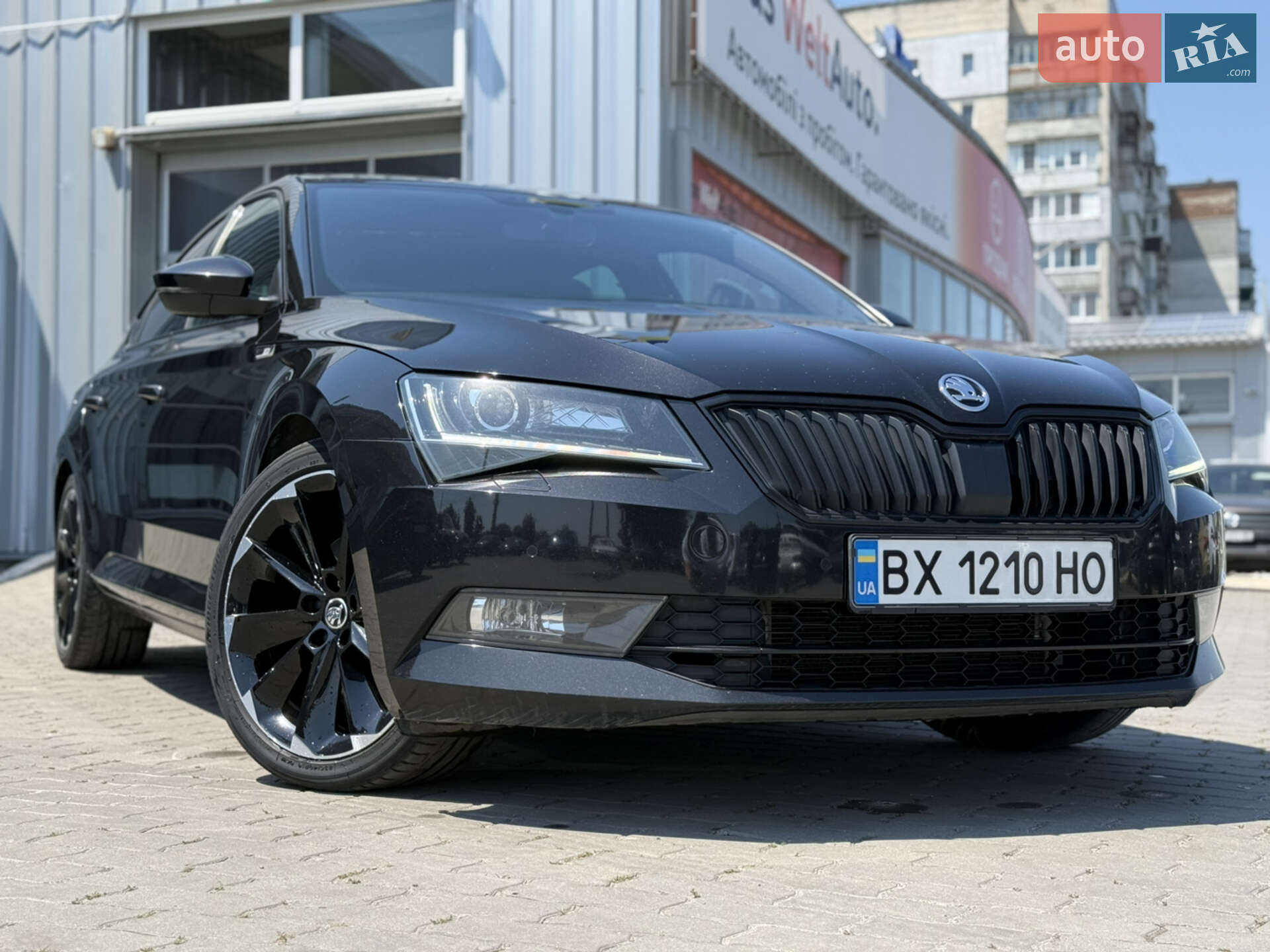 SKODA SUPERB 2019