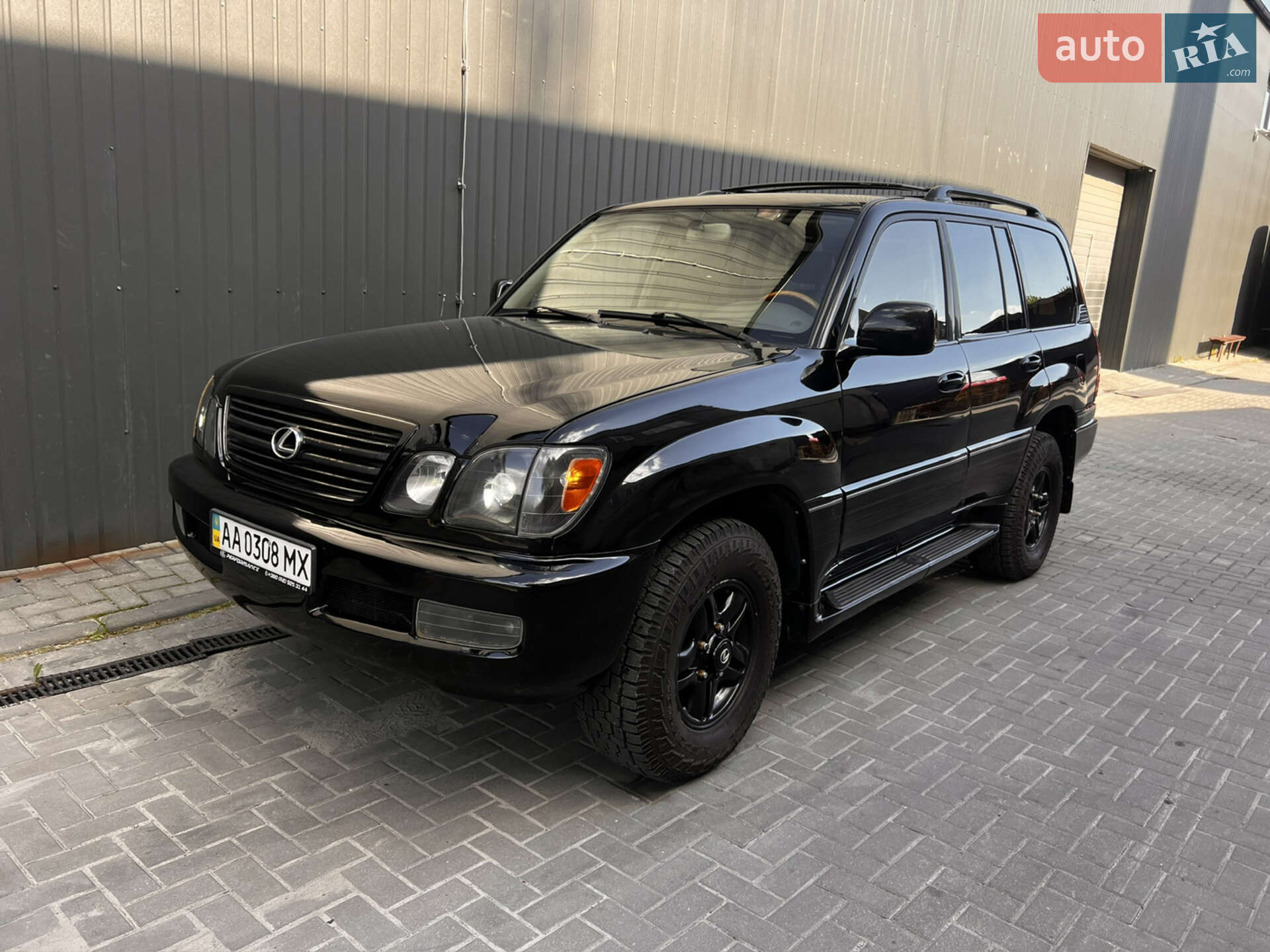 LEXUS LX 470 2001
