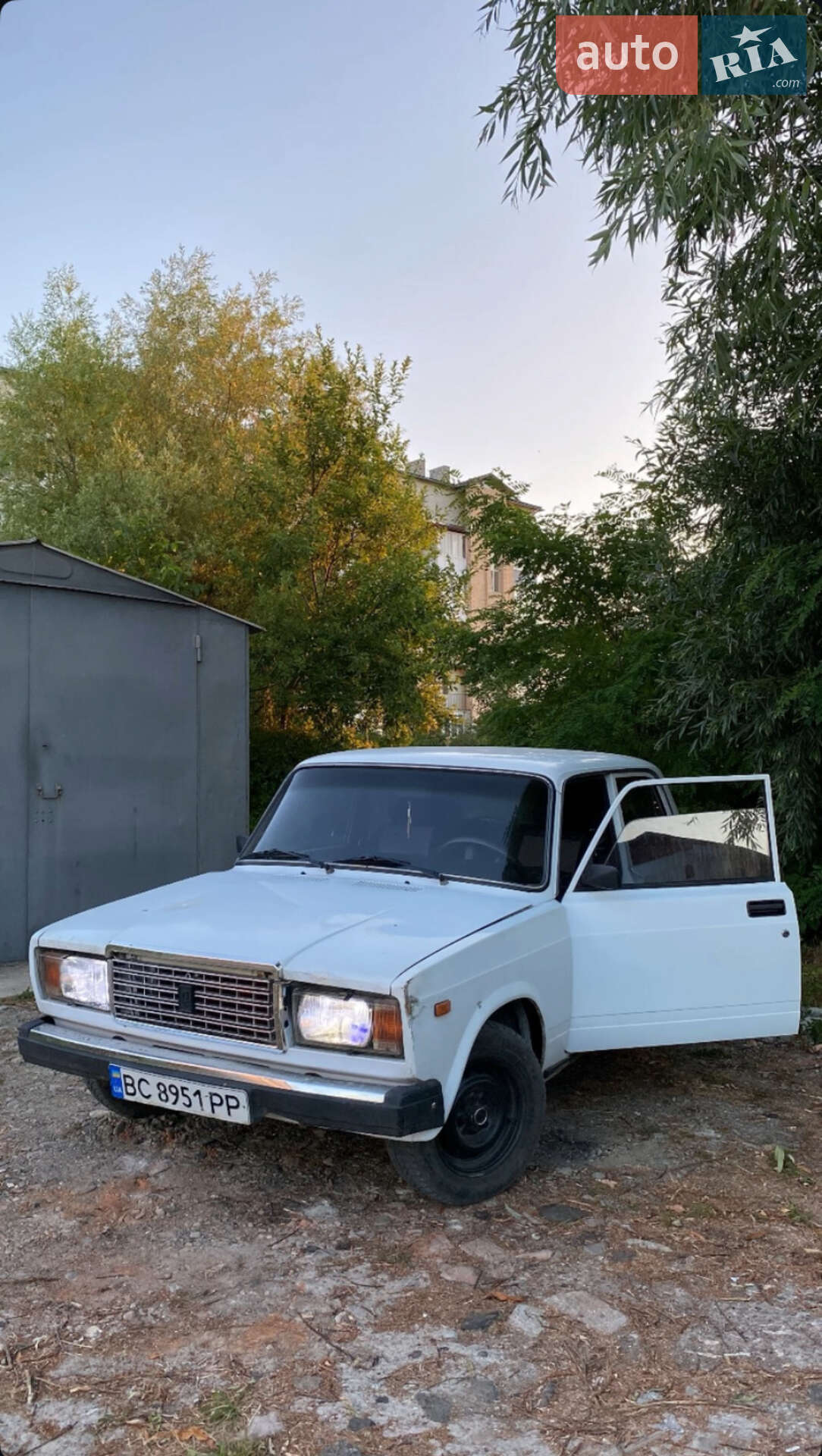 ВАЗ 2107 1986