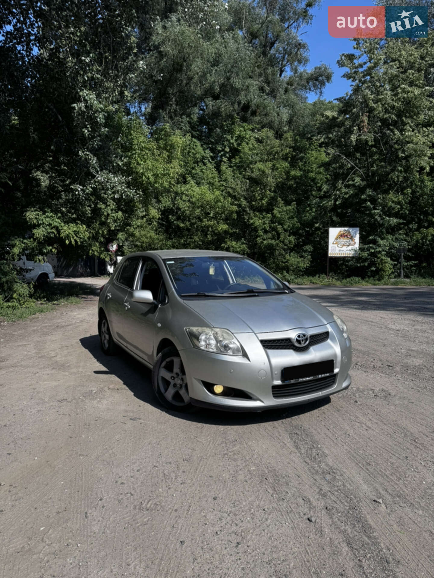 Головне фото звіту автомобіля TOYOTA AURIS 2008