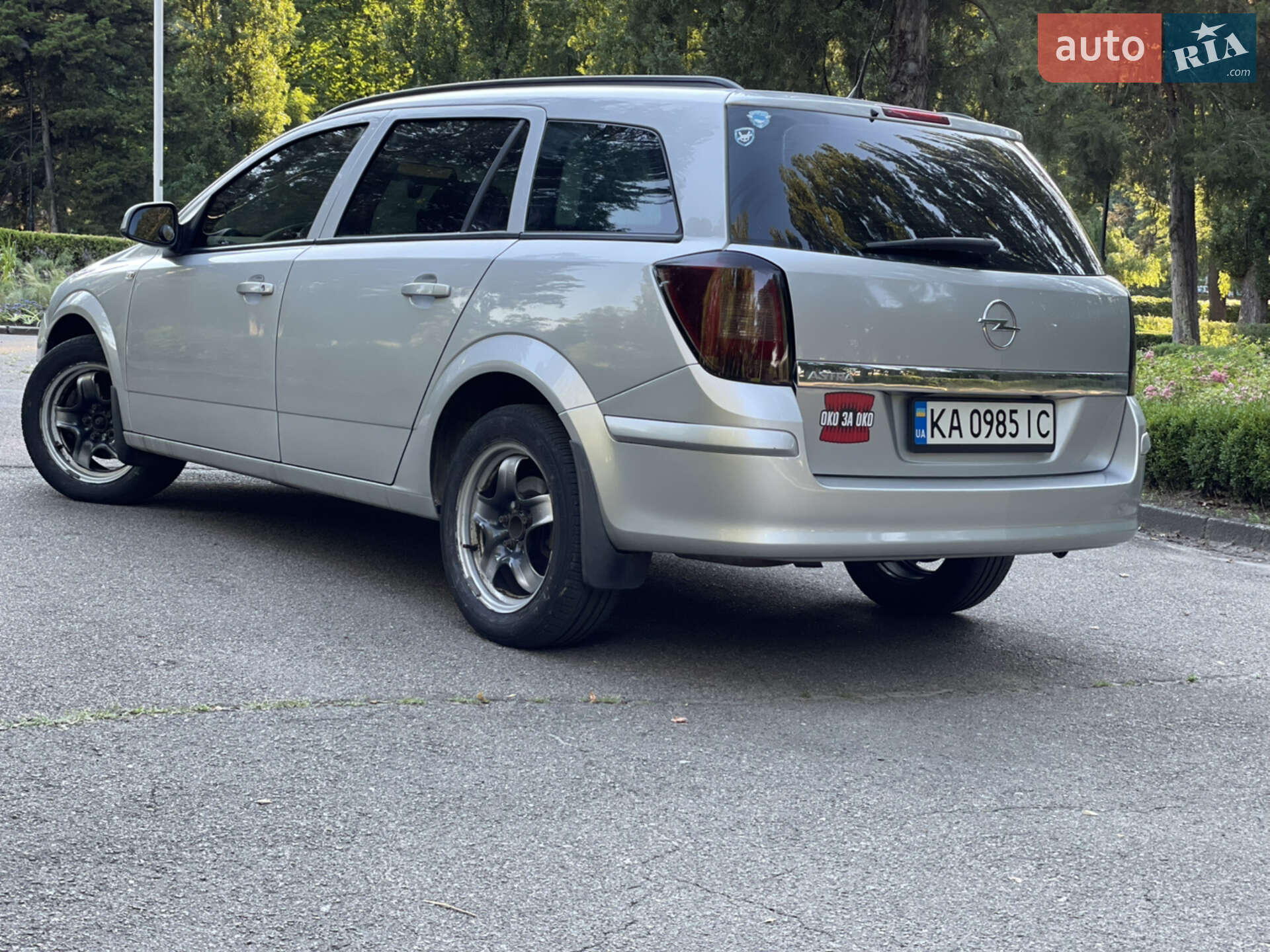 OPEL ASTRA 2011