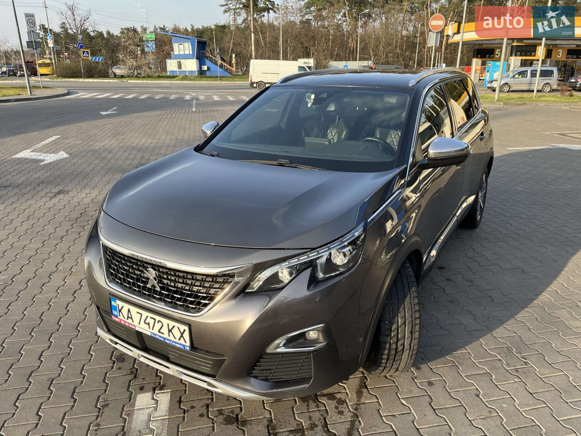 PEUGEOT 5008 2018
