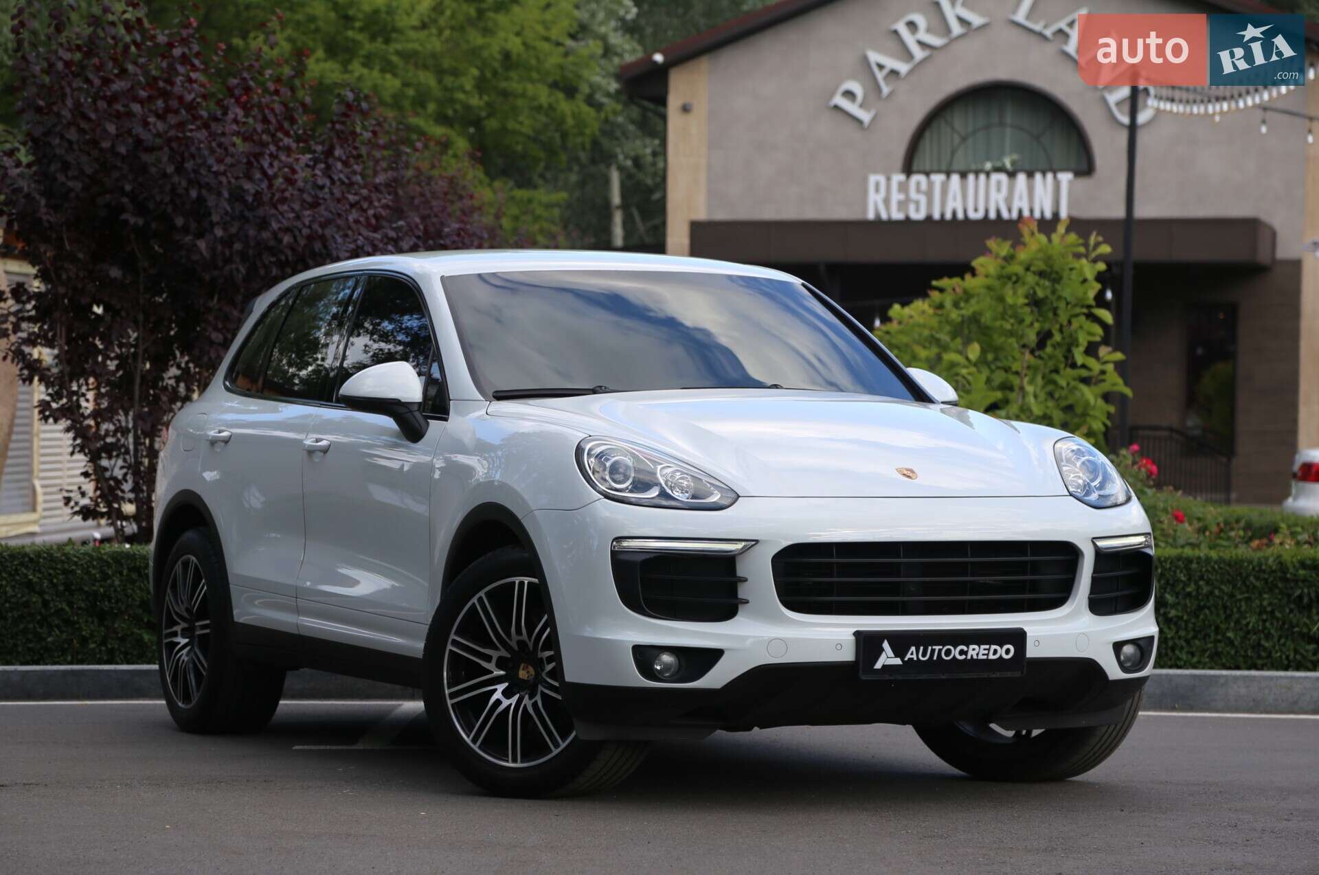 PORSCHE CAYENNE 2016
