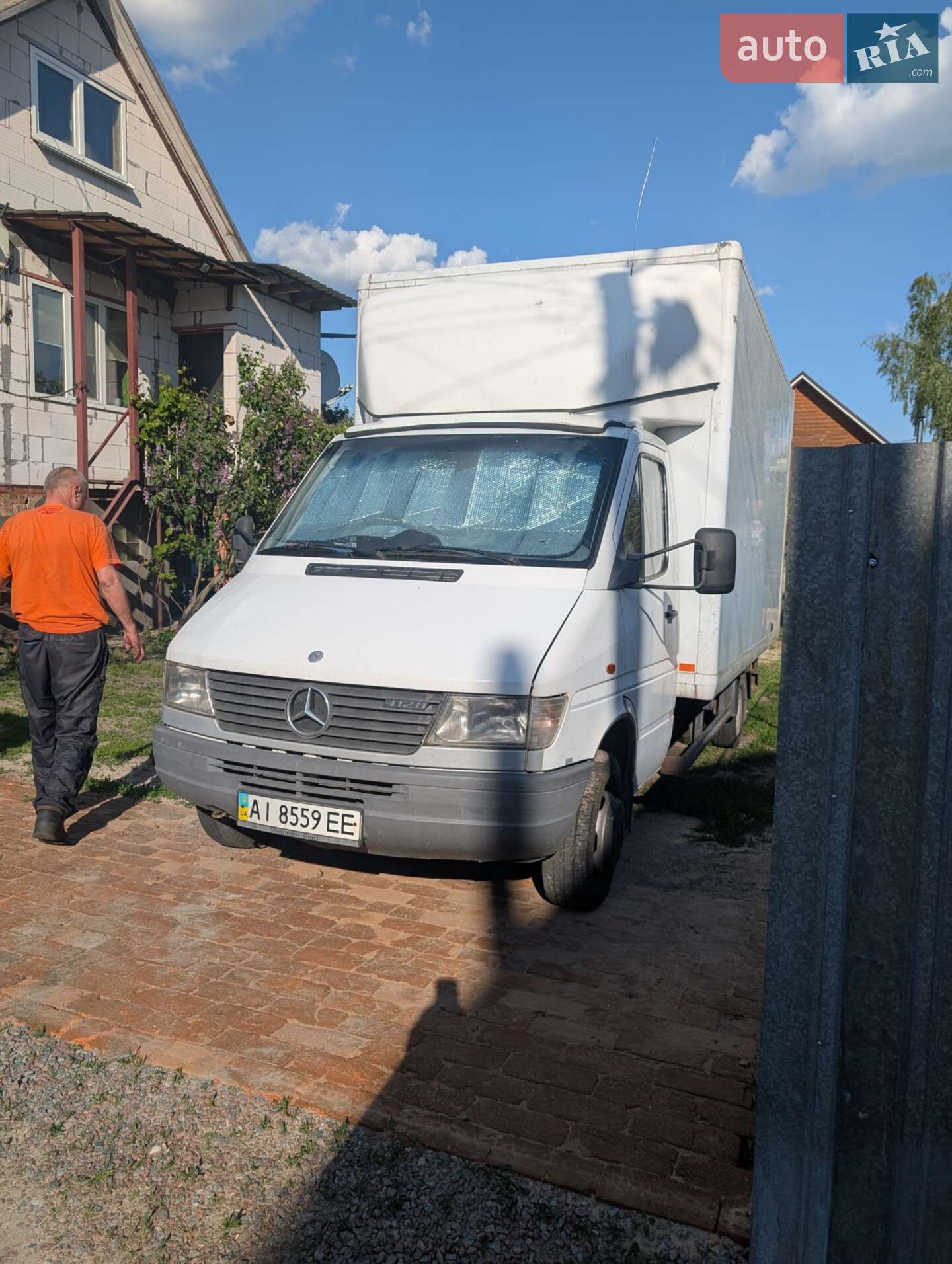 MERCEDES-BENZ SPRINTER 412 D 2000
