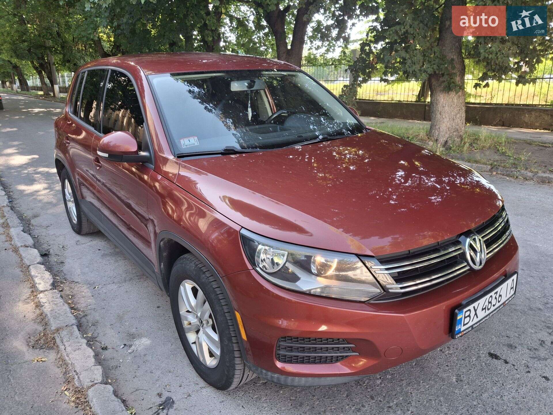VOLKSWAGEN TIGUAN 2012