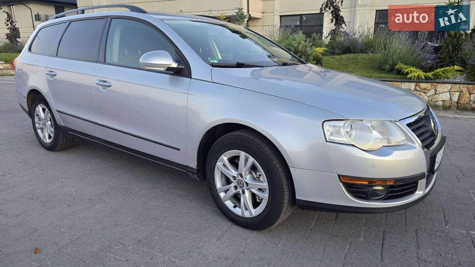 VOLKSWAGEN PASSAT 2009