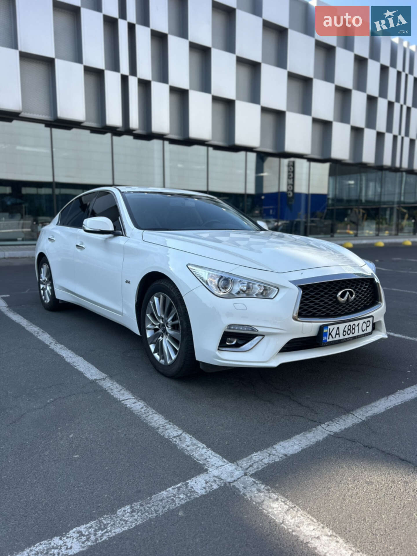 INFINITI Q50 2021