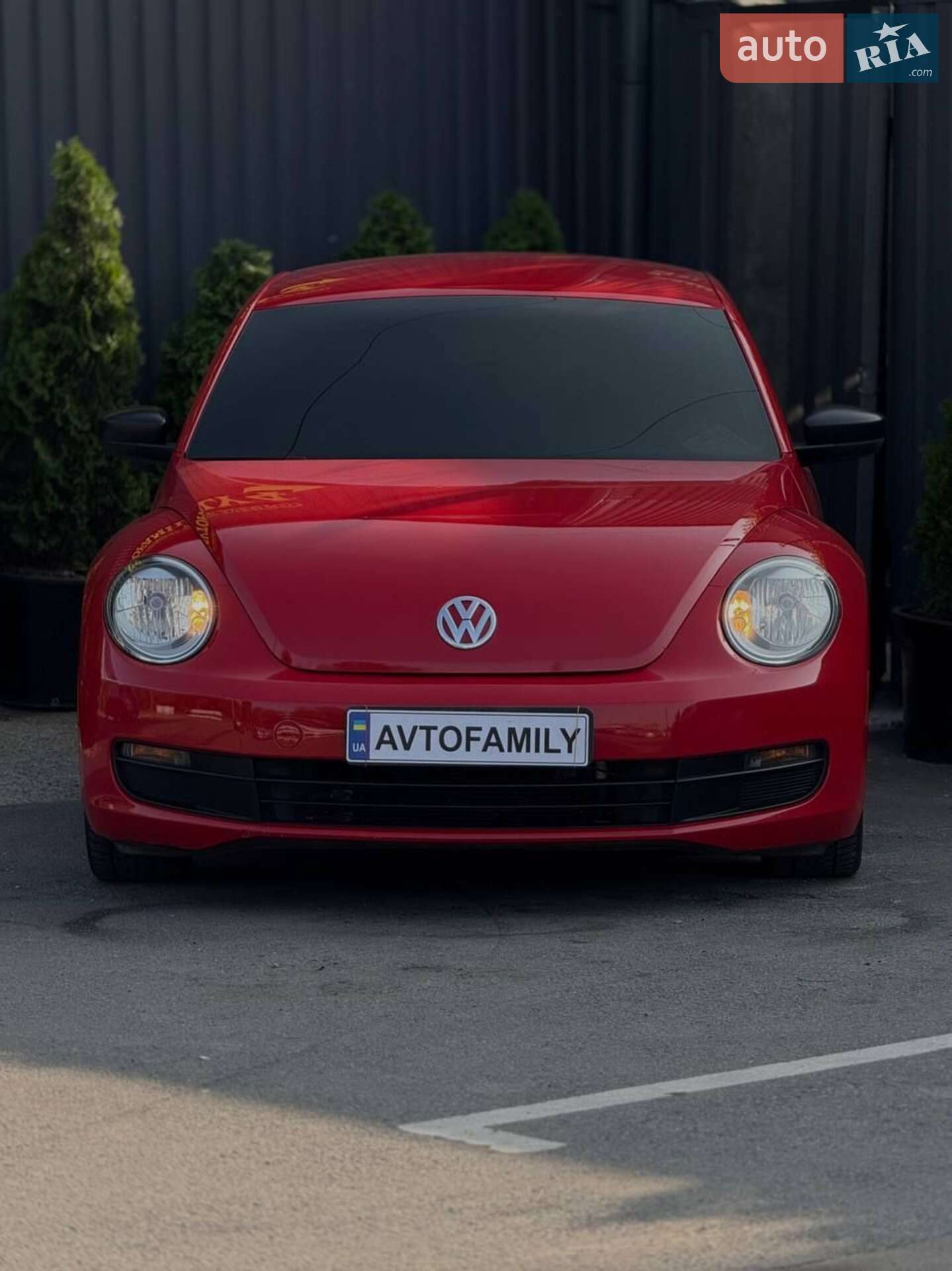 VOLKSWAGEN BEETLE 2012