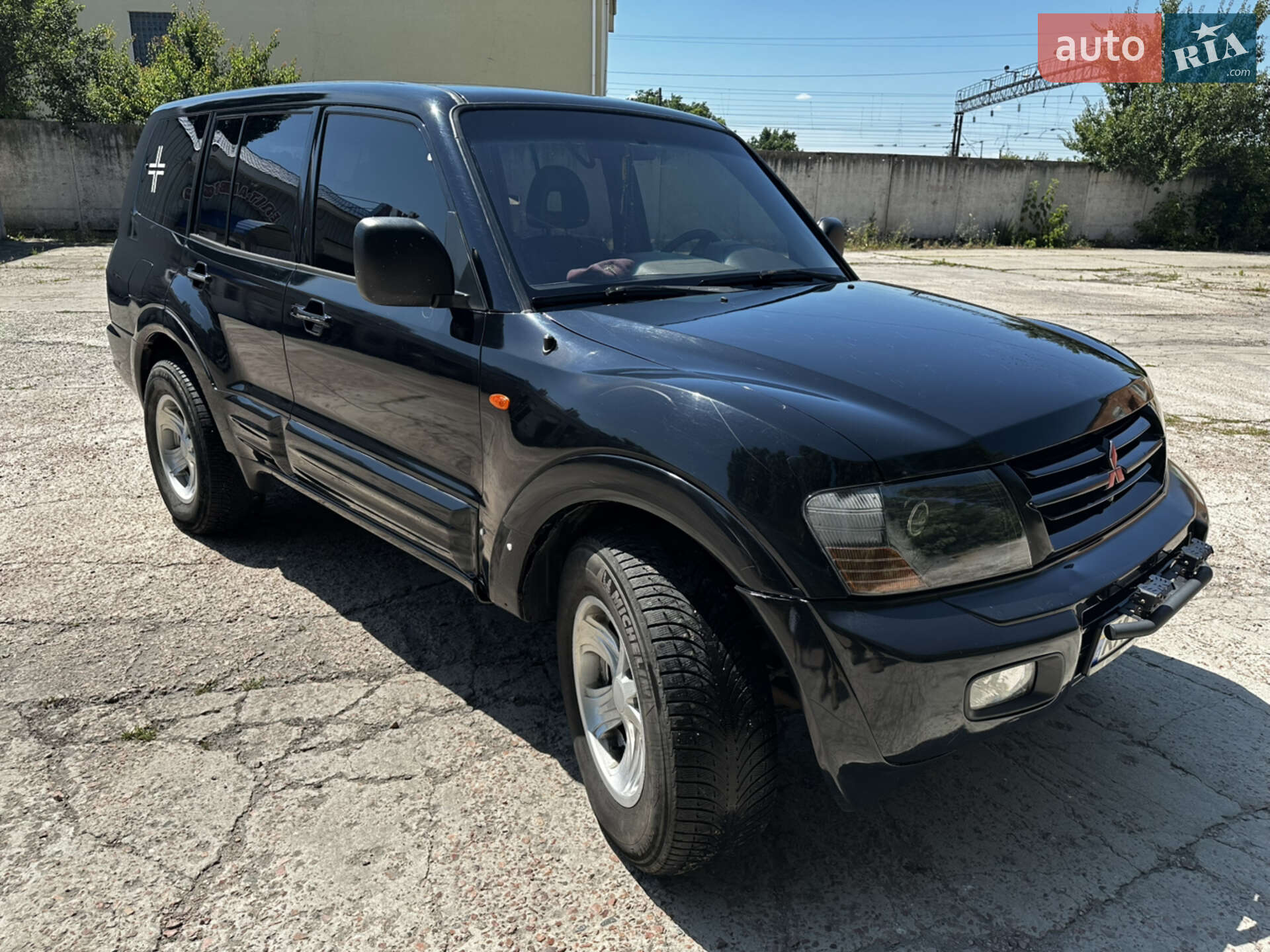 MITSUBISHI PAJERO 2000