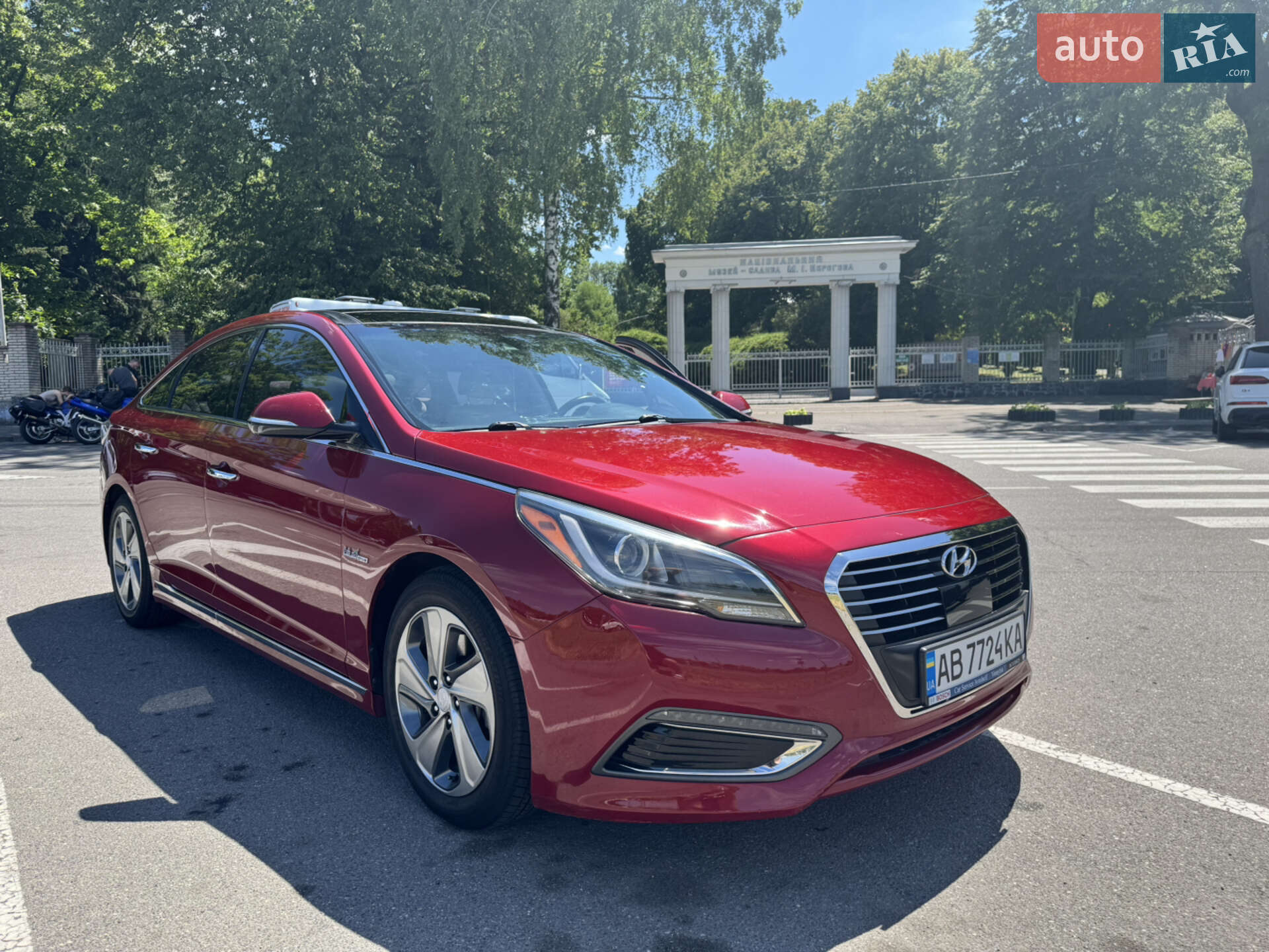 Головне фото звіту автомобіля HYUNDAI SONATA 2015