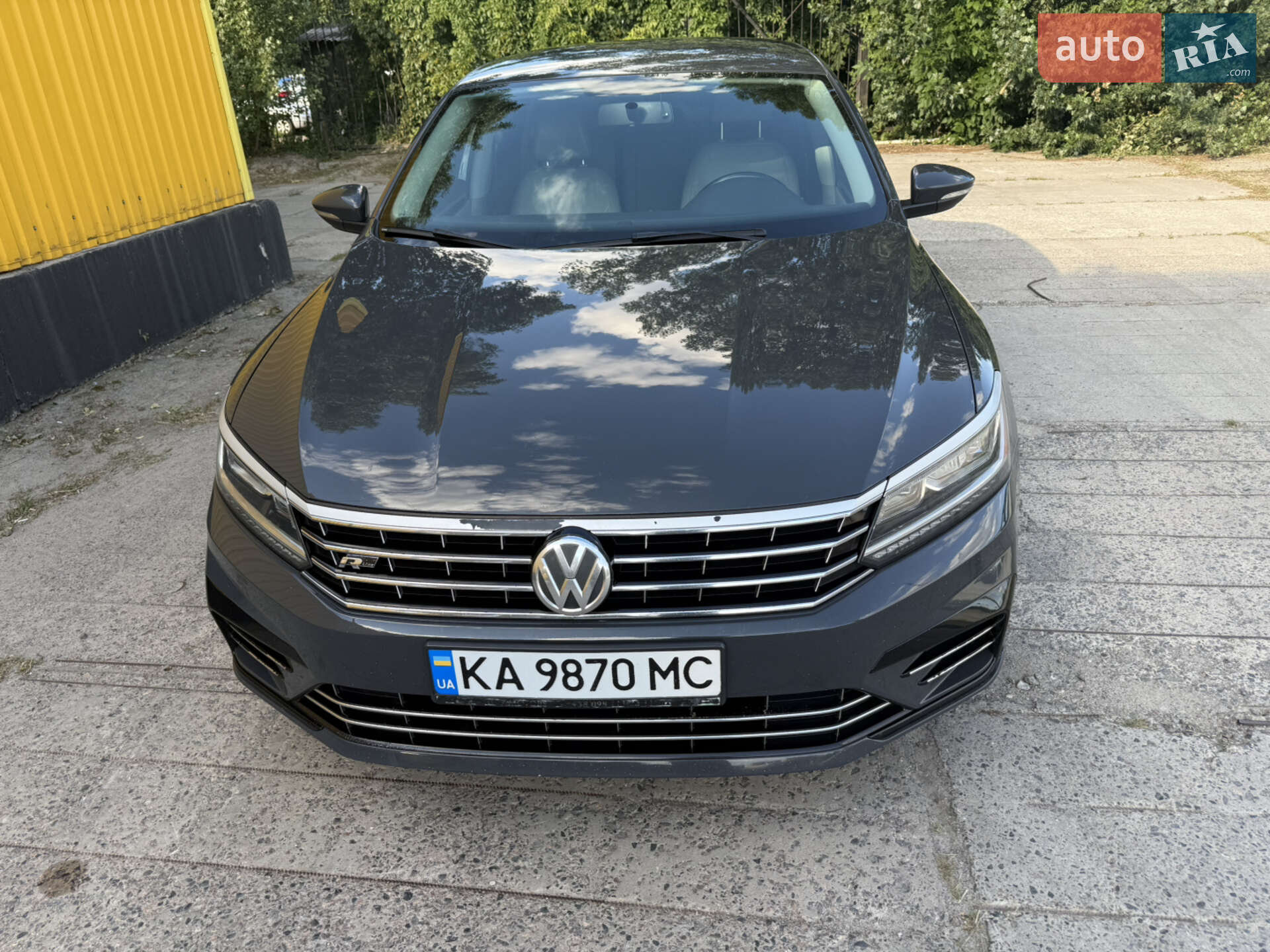 VOLKSWAGEN PASSAT 2016