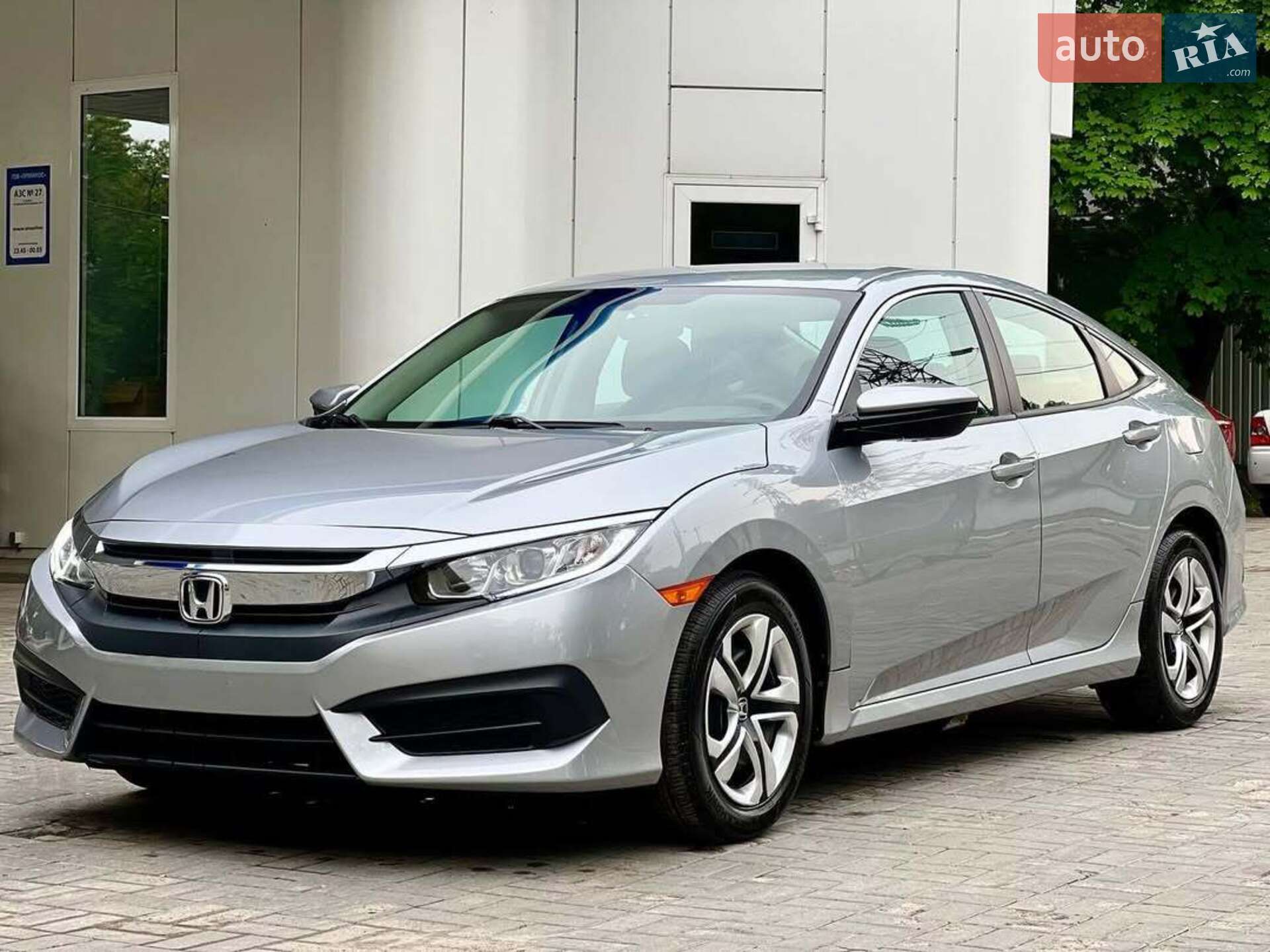 Головне фото звіту автомобіля HONDA CIVIC 2016