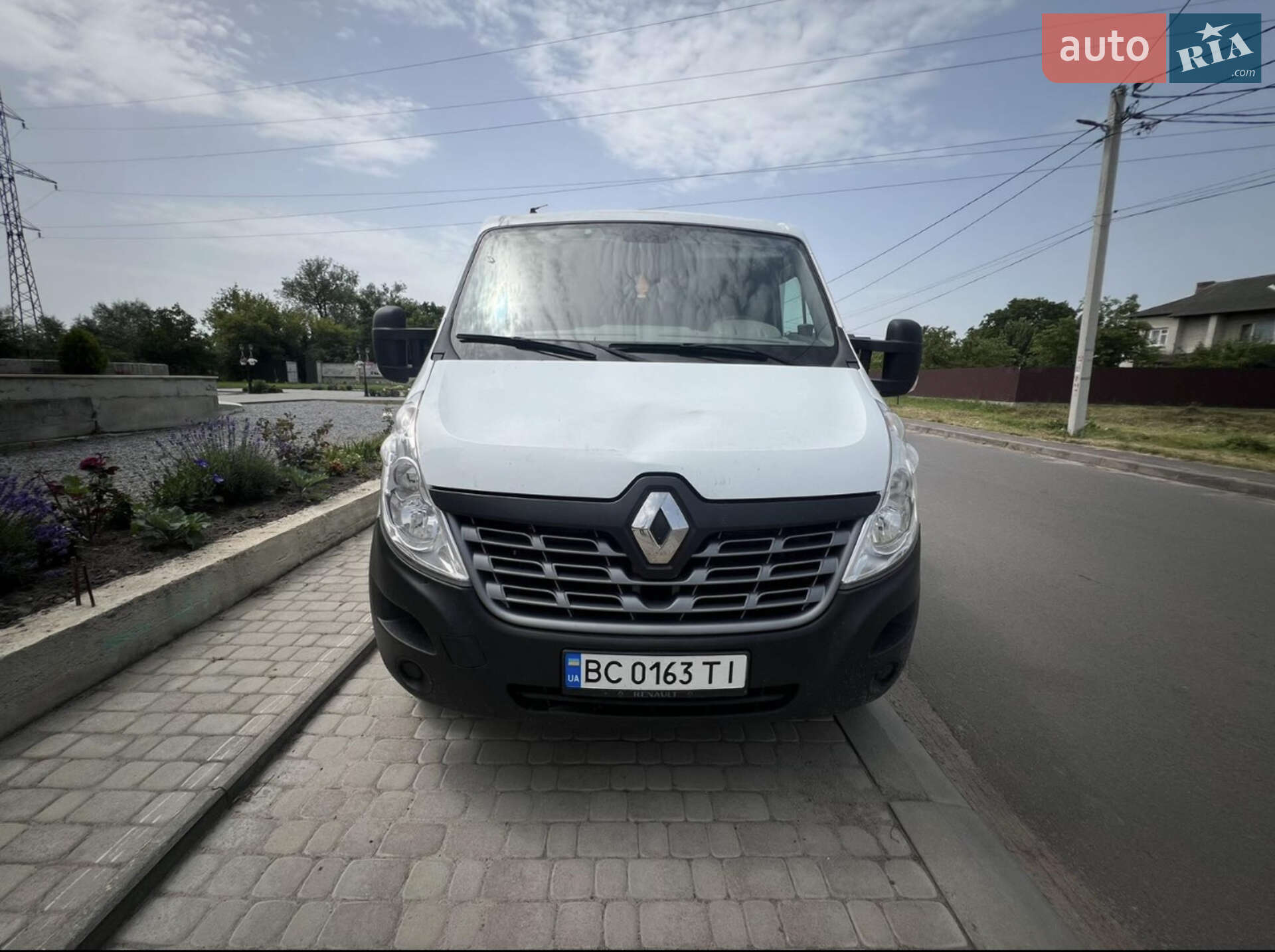 Головне фото звіту автомобіля RENAULT MASTER 2016
