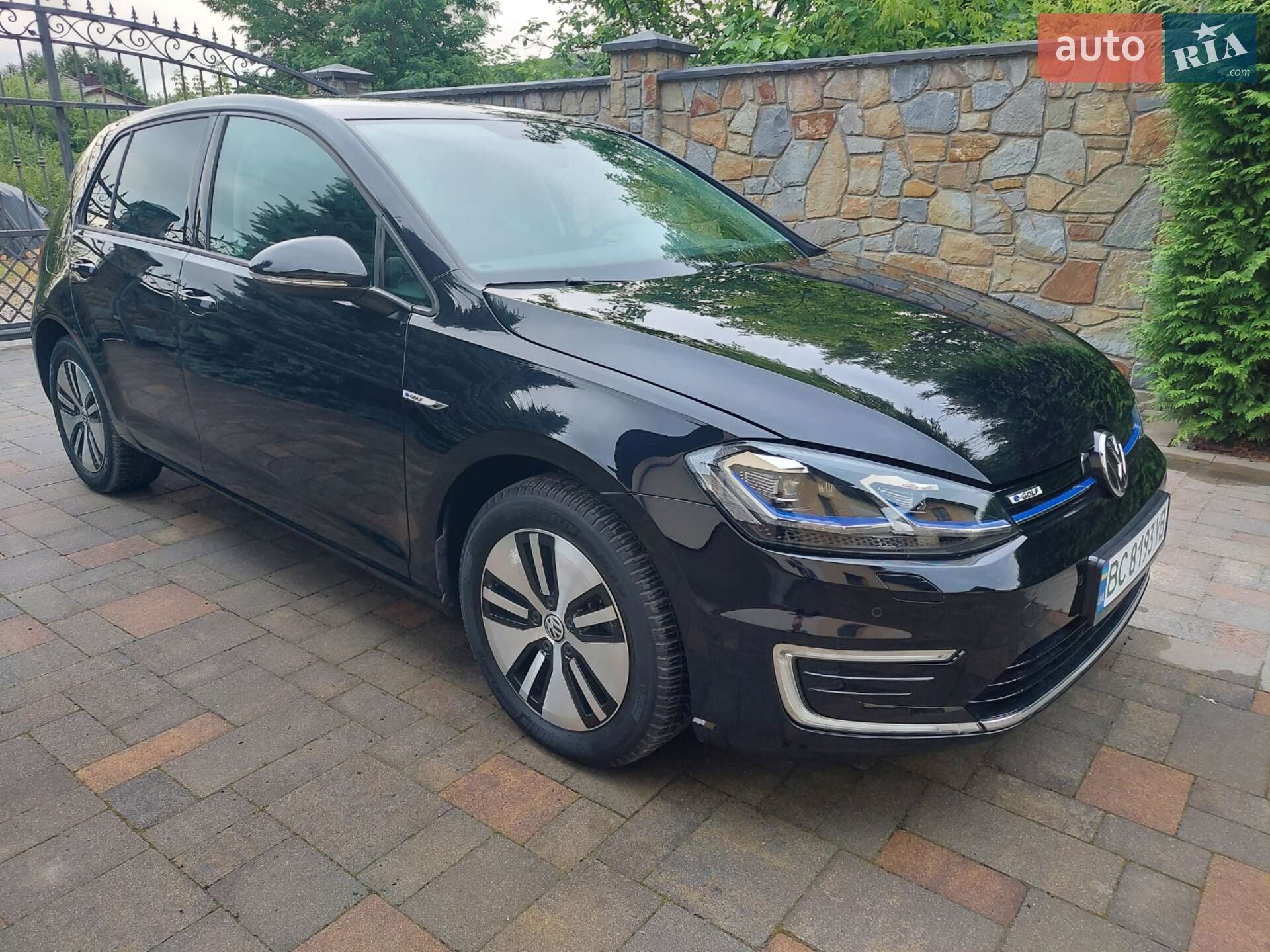VOLKSWAGEN E-GOLF 2018