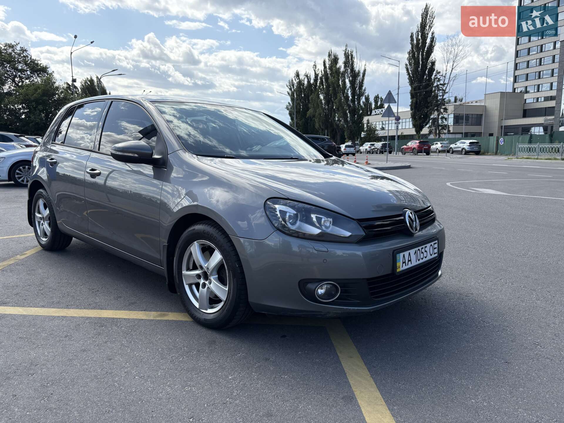 VOLKSWAGEN GOLF 2012