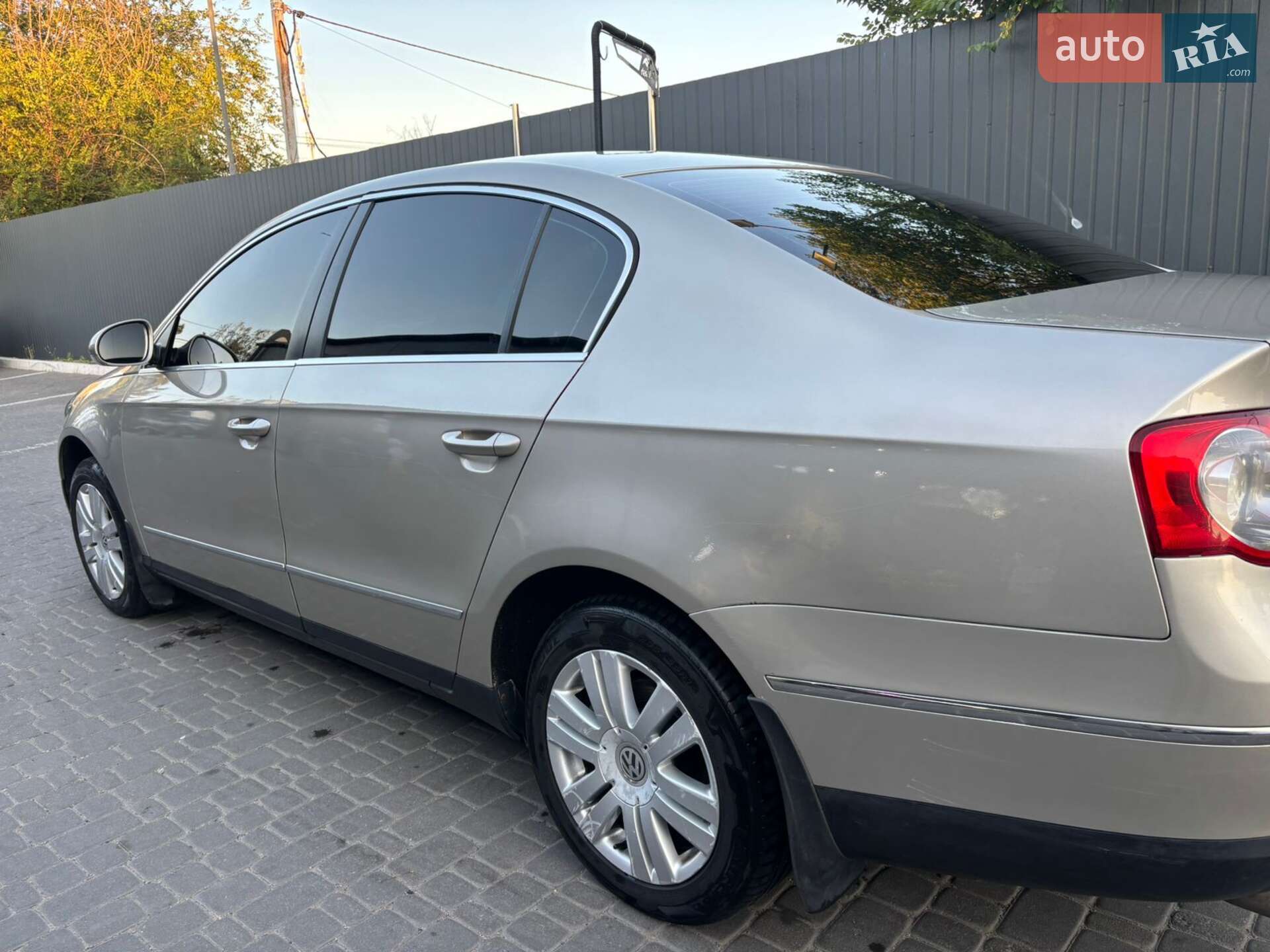 VOLKSWAGEN PASSAT 2007