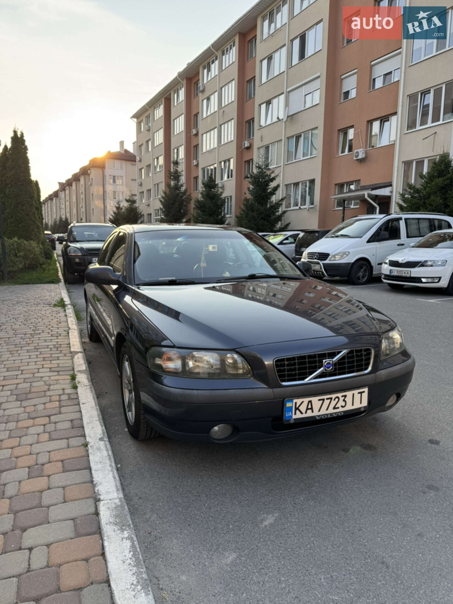 VOLVO S60 2002