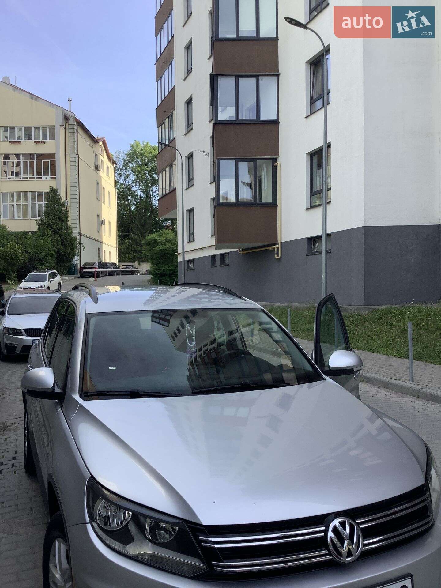 VOLKSWAGEN TIGUAN 2015