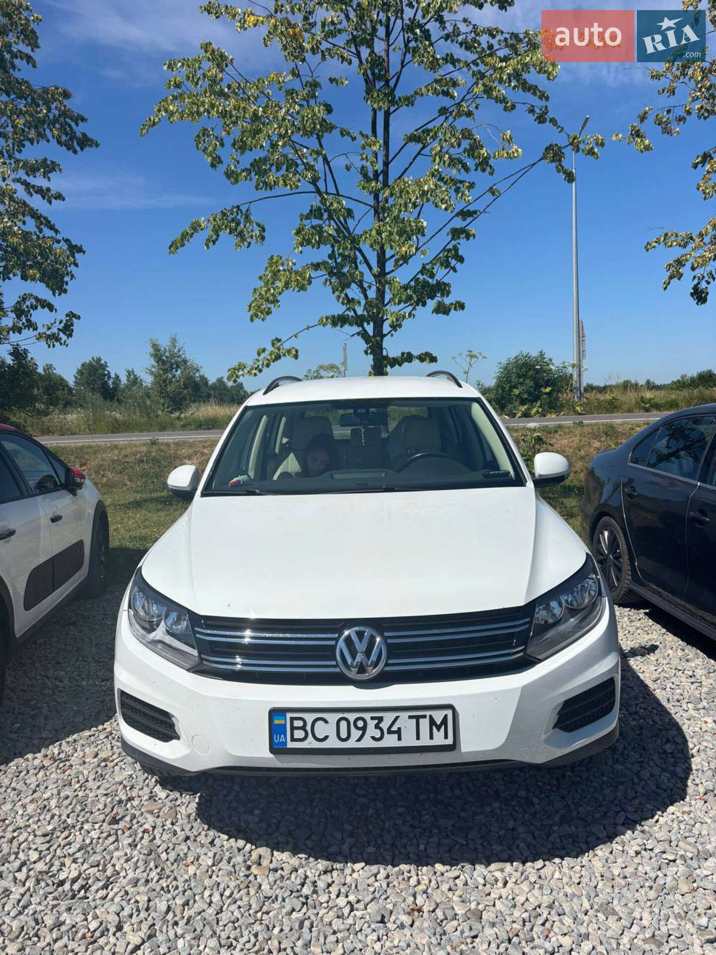 VOLKSWAGEN TIGUAN 2016