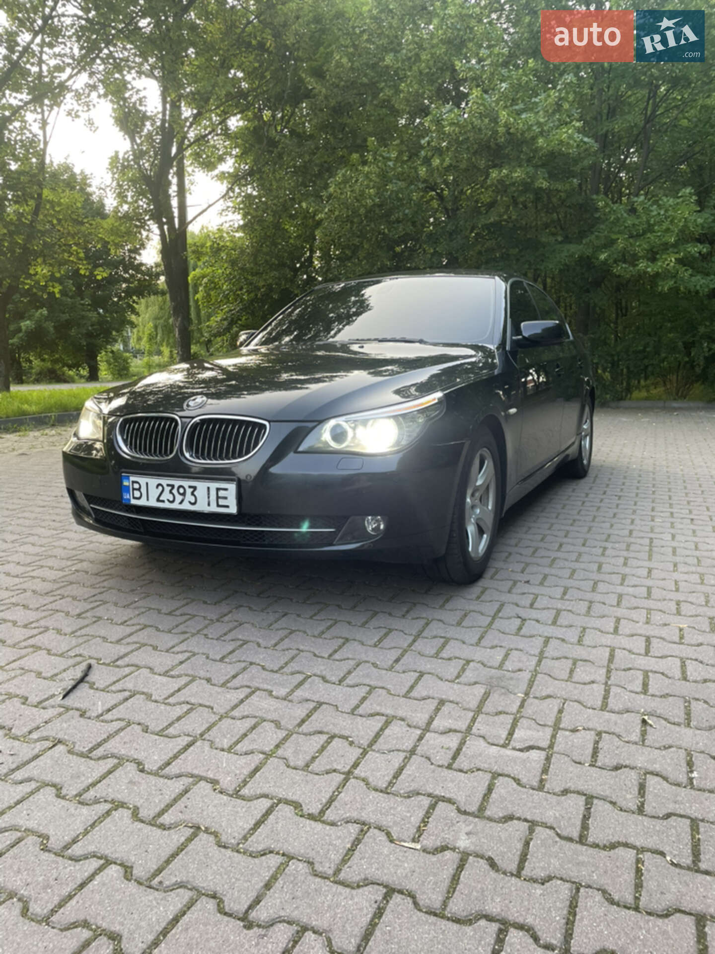 Головне фото звіту автомобіля BMW 523I 2007