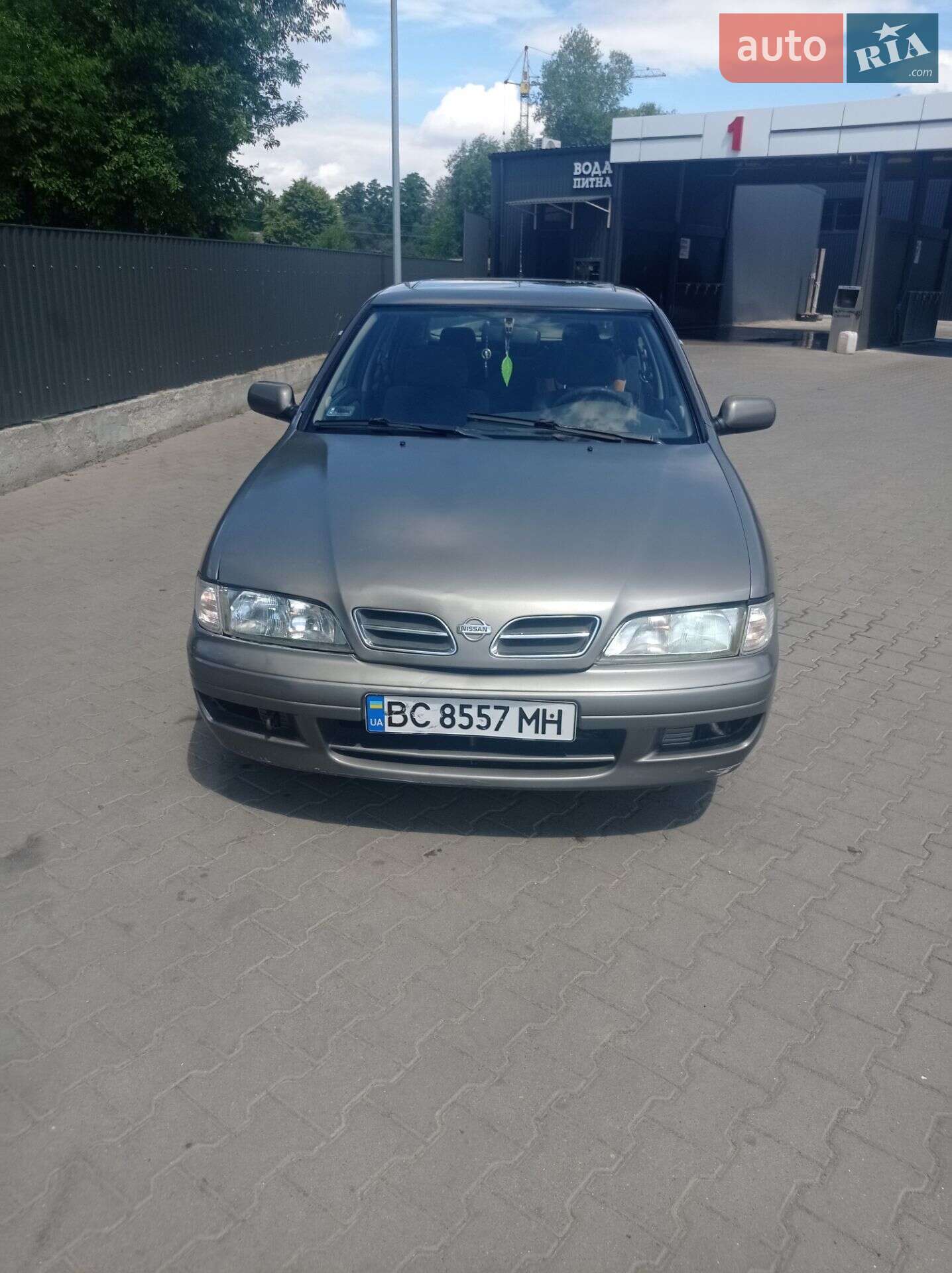 NISSAN PRIMERA 1996