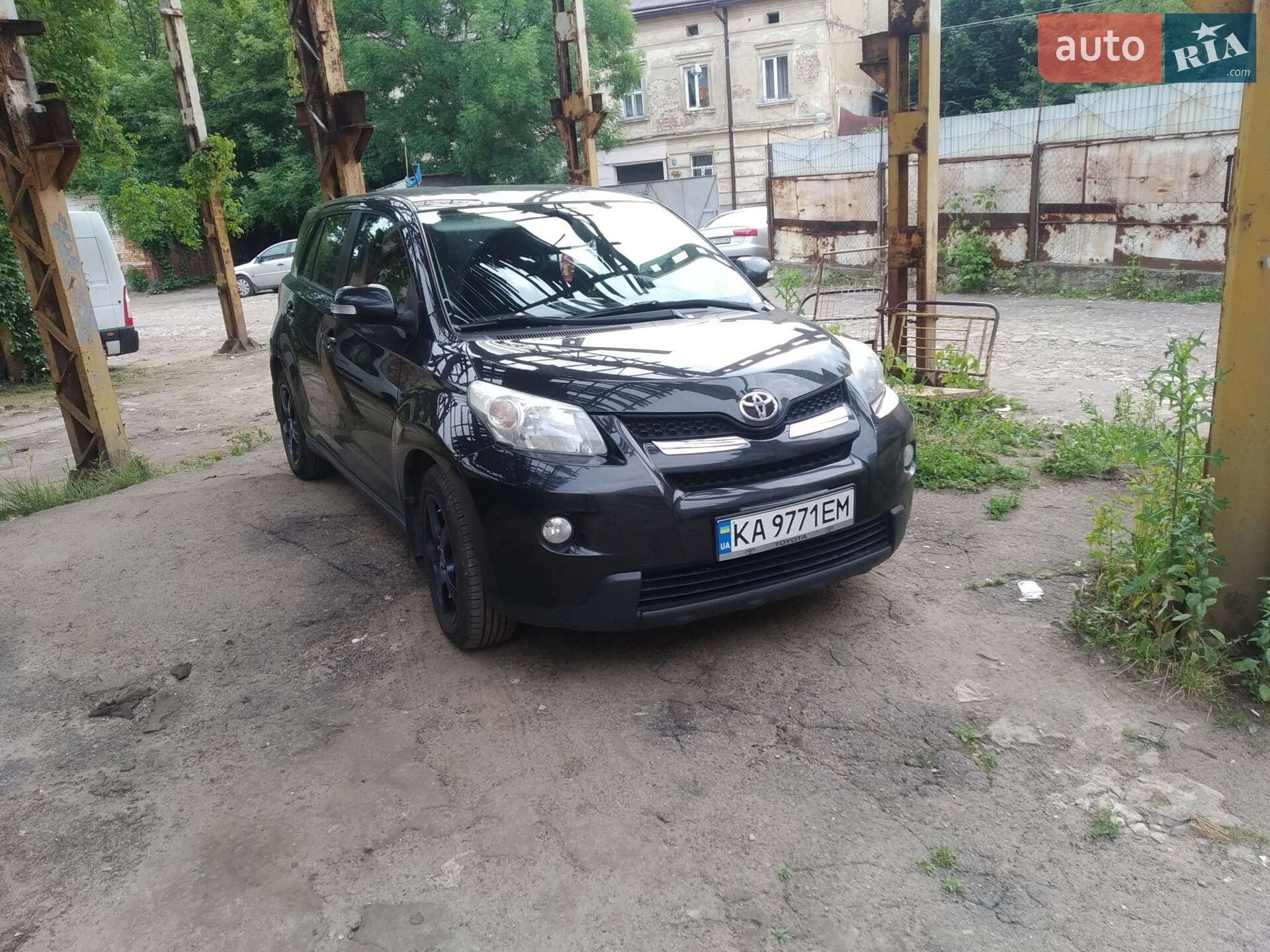 TOYOTA URBAN CRUISER 2009