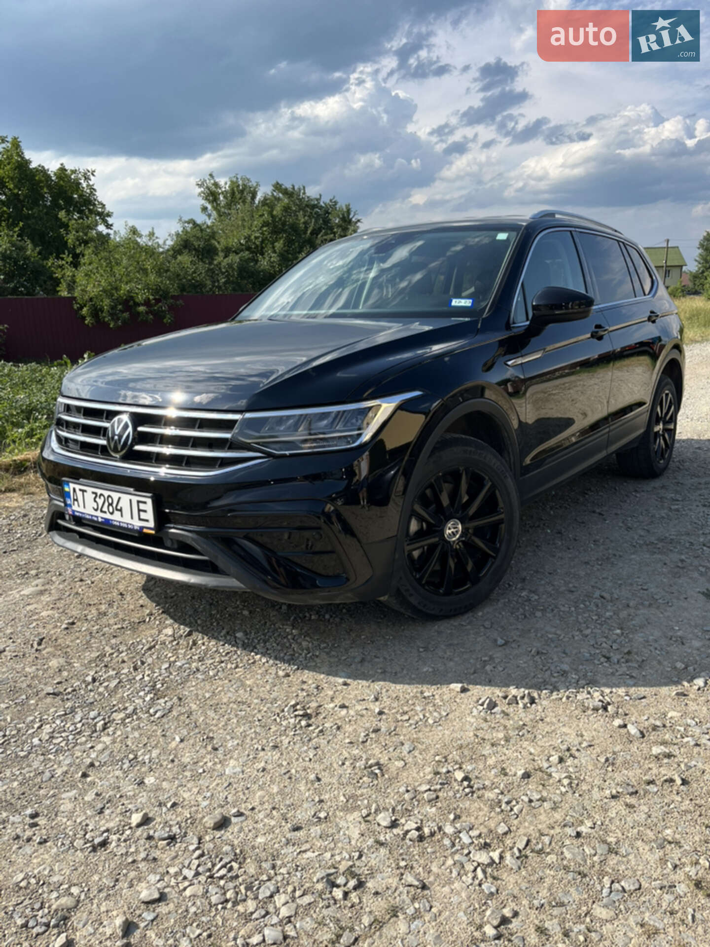 Головне фото звіту автомобіля VOLKSWAGEN TIGUAN 2022