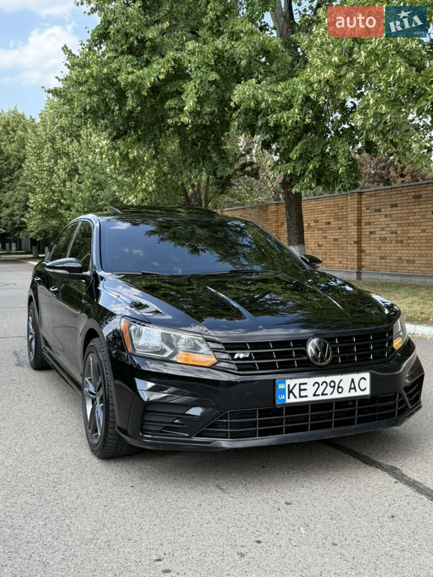 VOLKSWAGEN PASSAT 2016