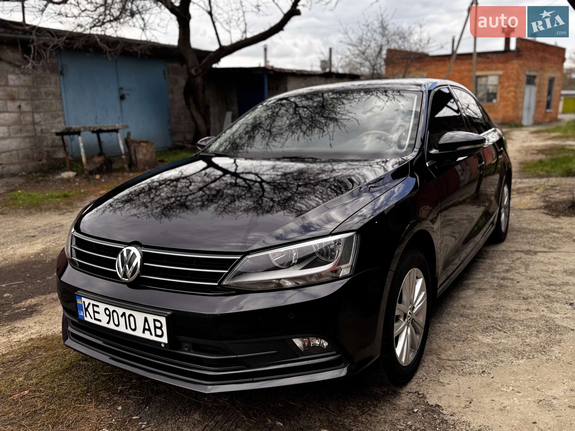 VOLKSWAGEN JETTA 2016