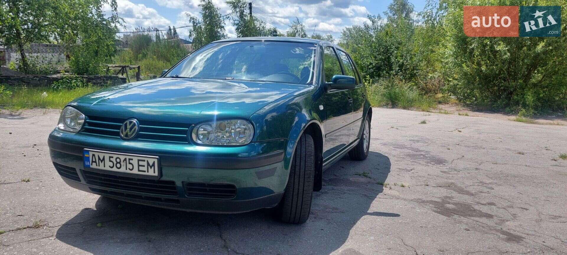 VOLKSWAGEN GOLF 2003