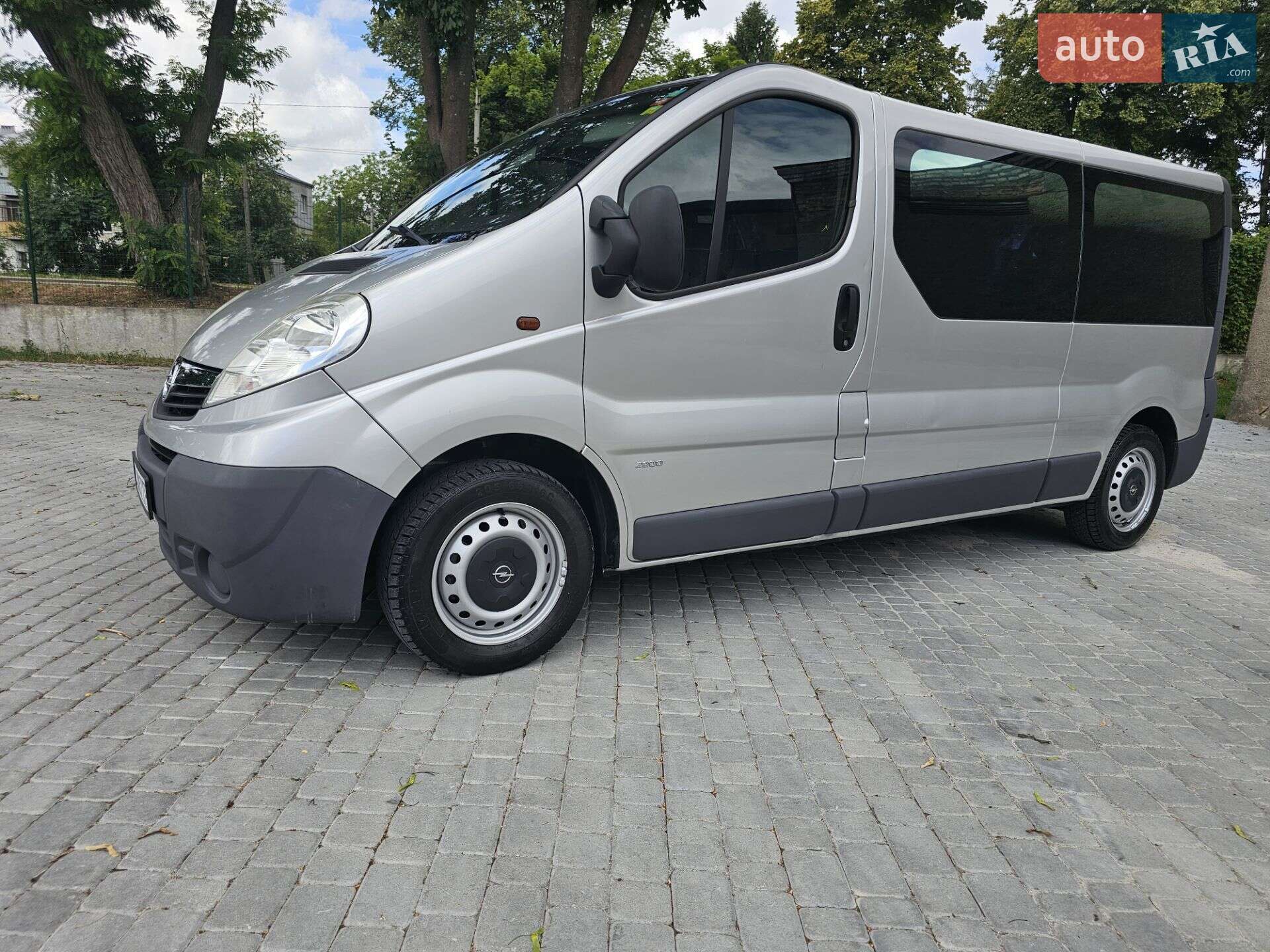 OPEL VIVARO 2009