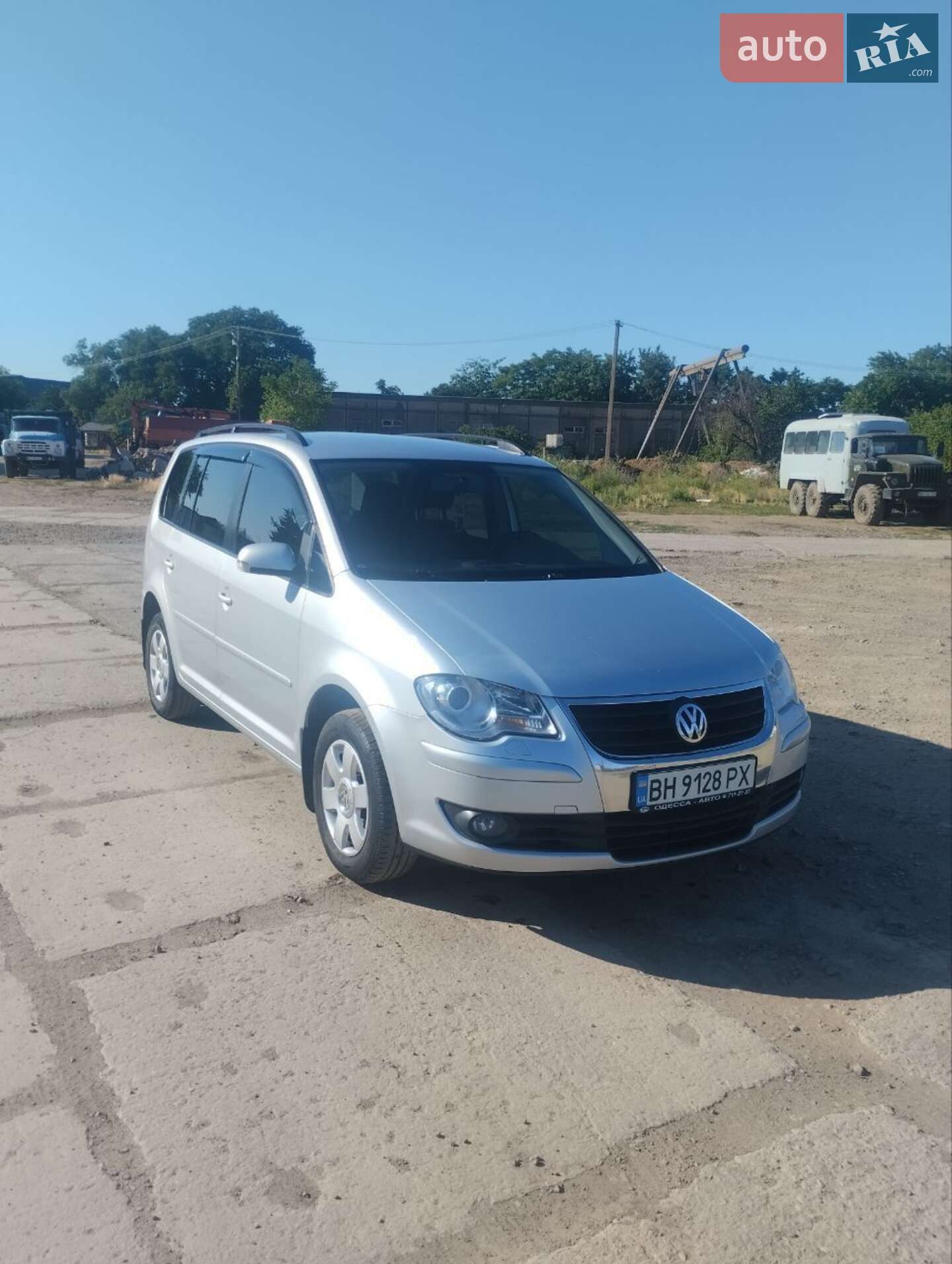 VOLKSWAGEN TOURAN 2008