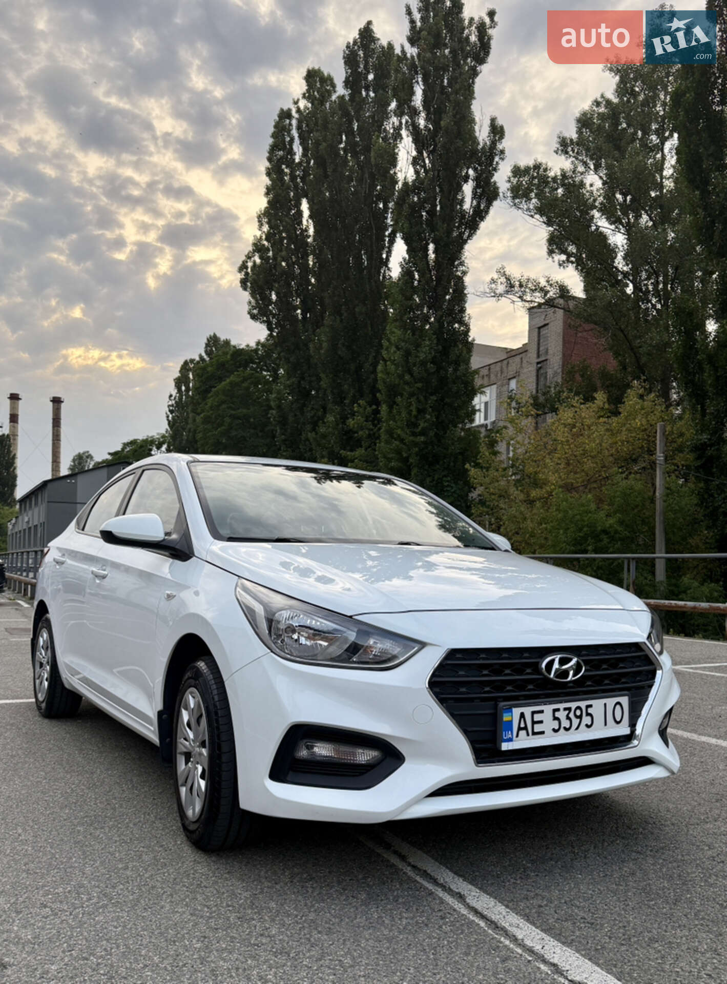 HYUNDAI ACCENT 2017